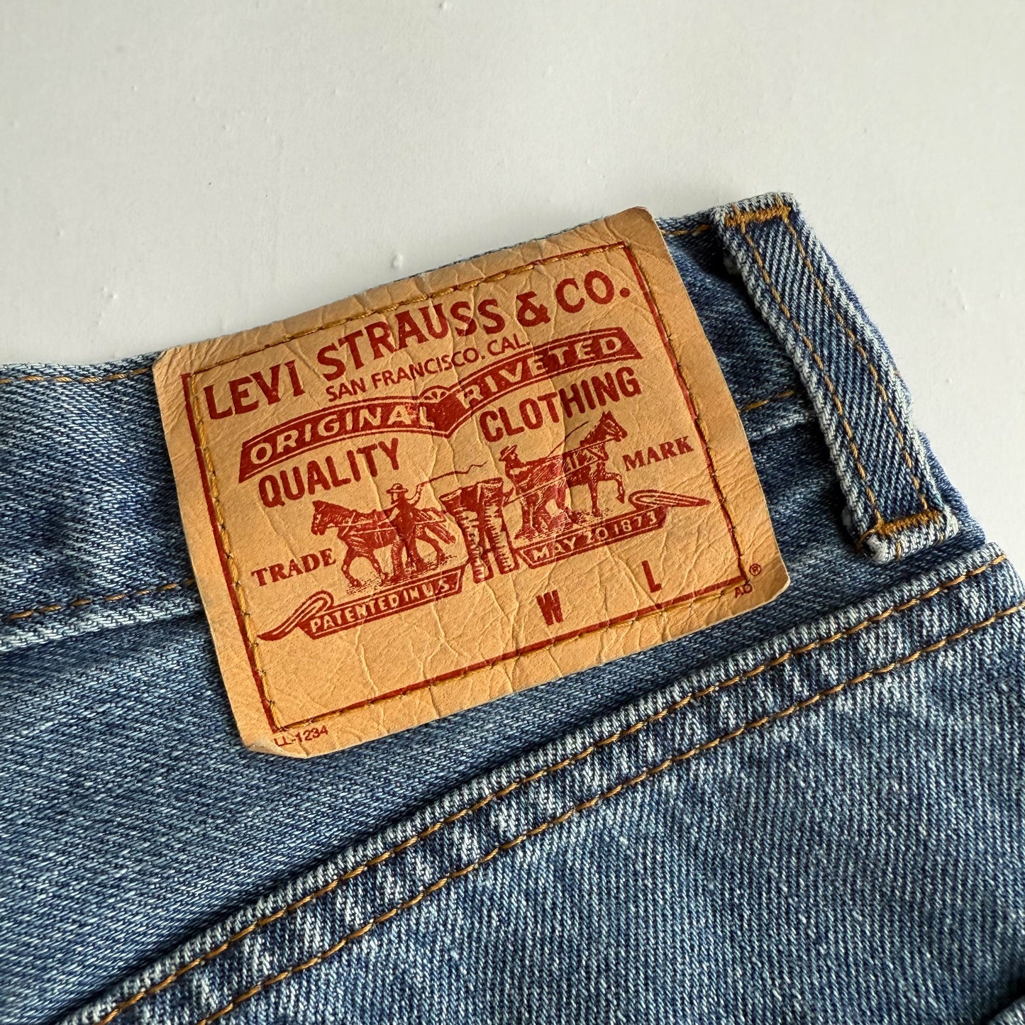 Levis Wide Leg Jeans - 36 X 30