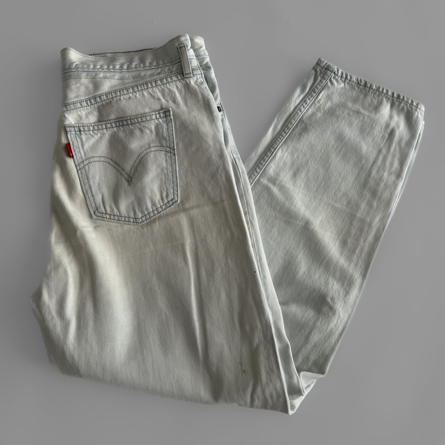 Levis Lightweight Jeans - 27”