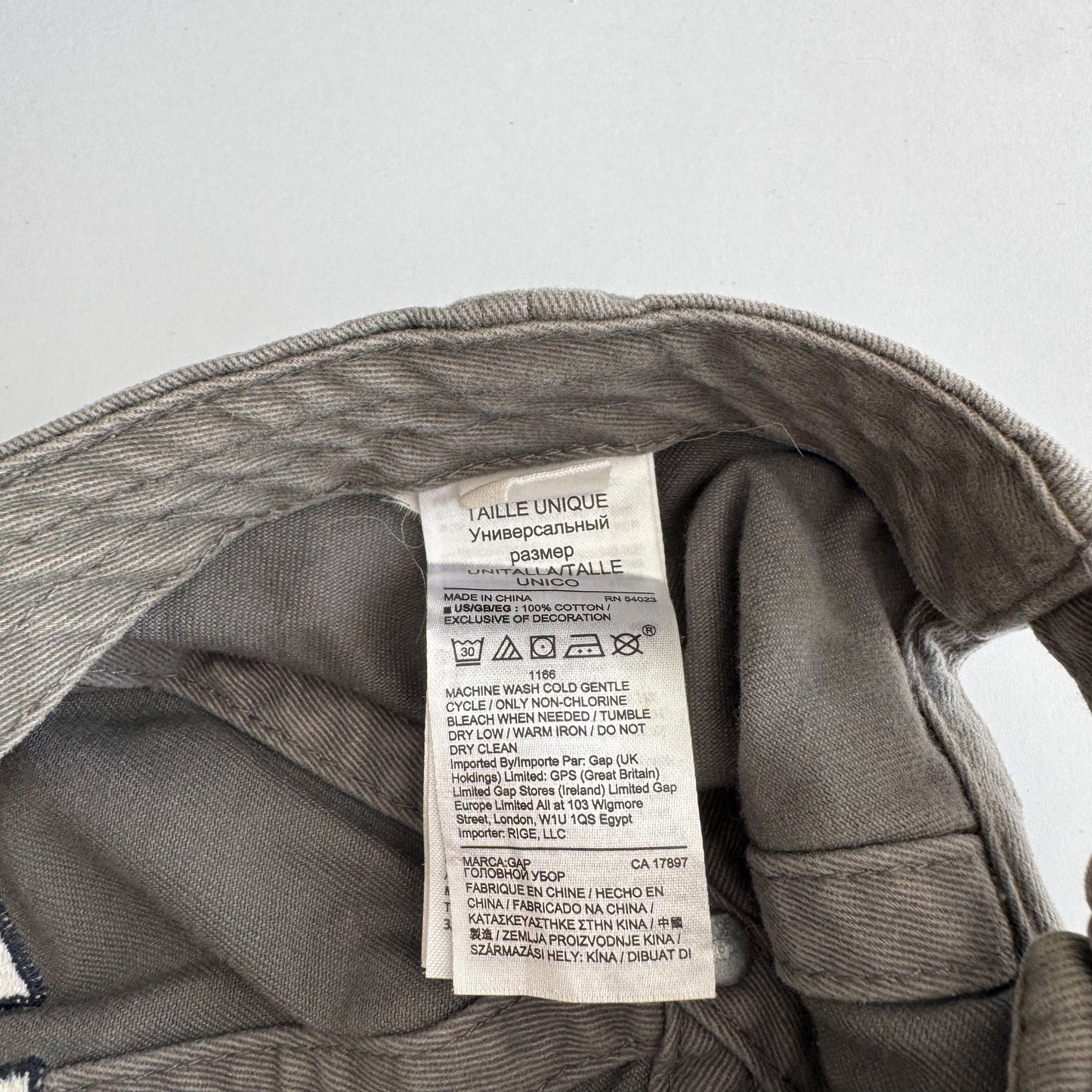 00s Gap Cap