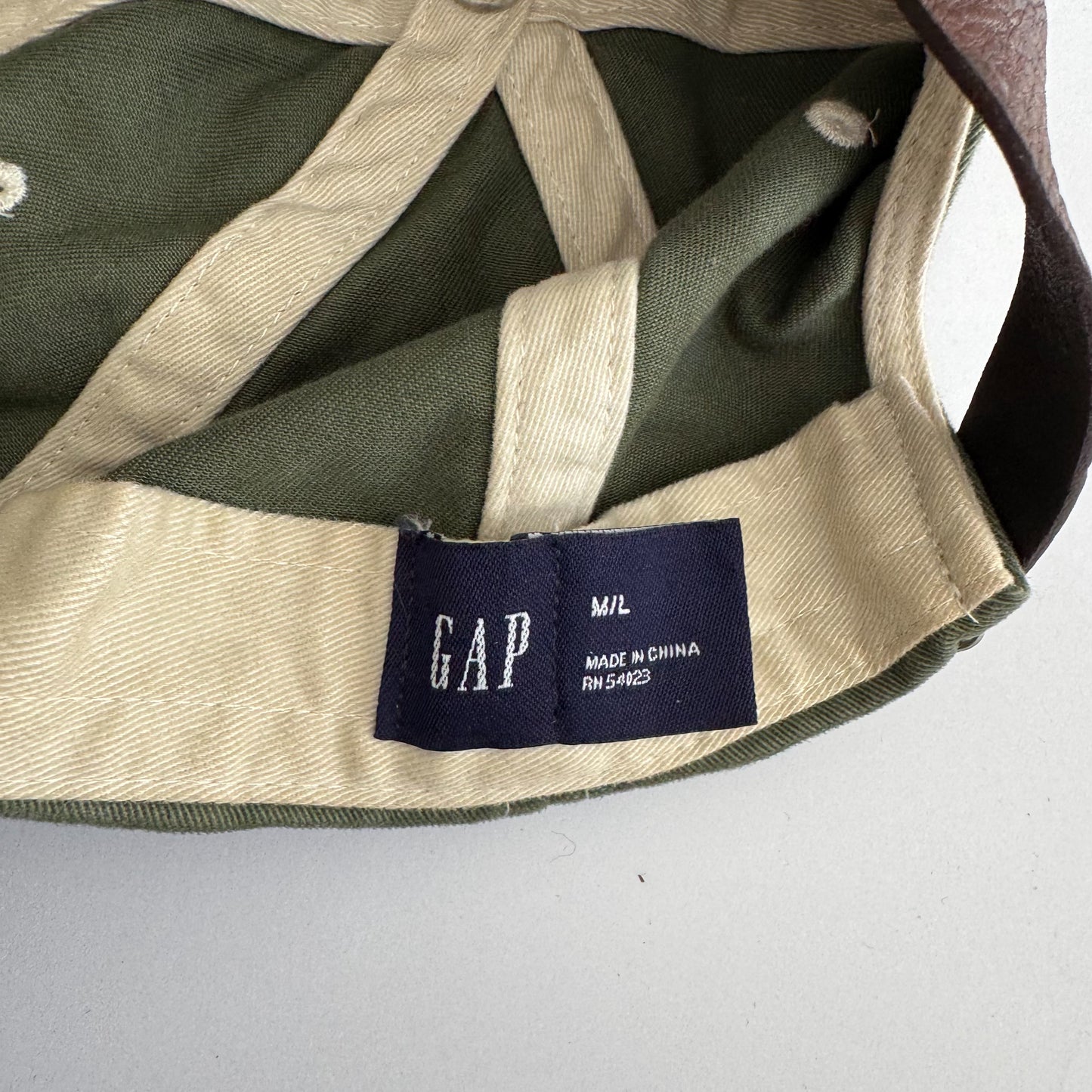 00s Gap Cap
