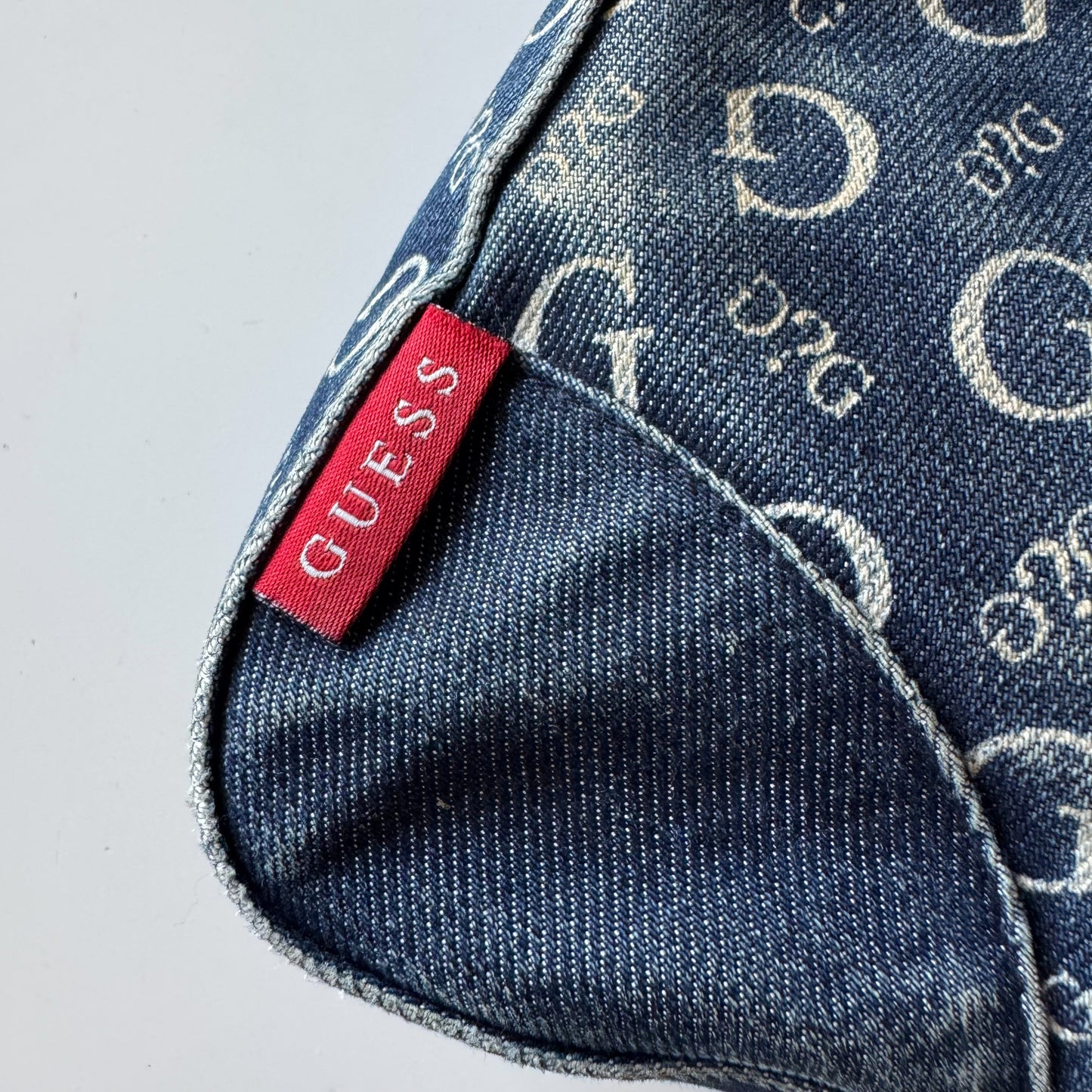 Guess Shoulder Bag