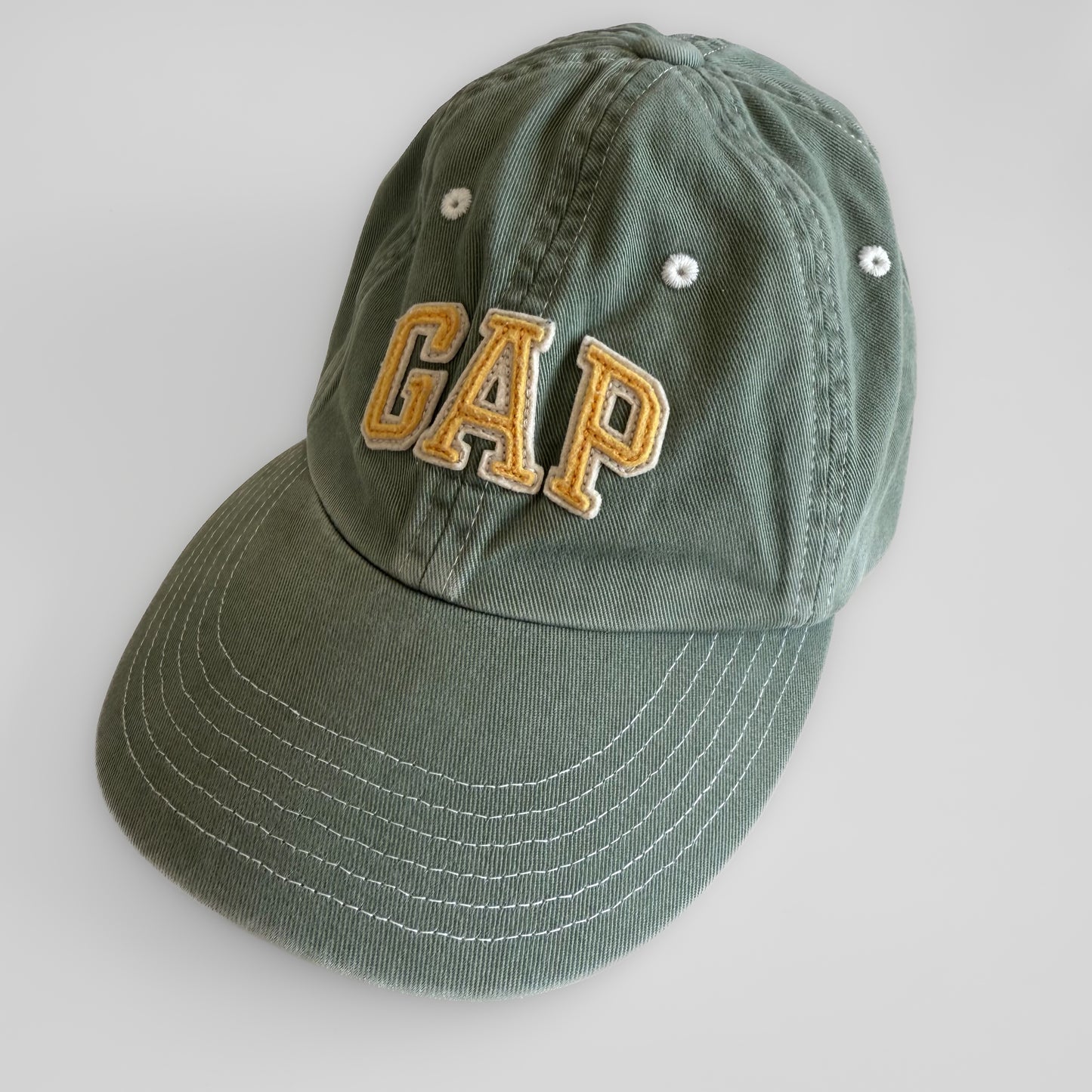 00s Gap Cap
