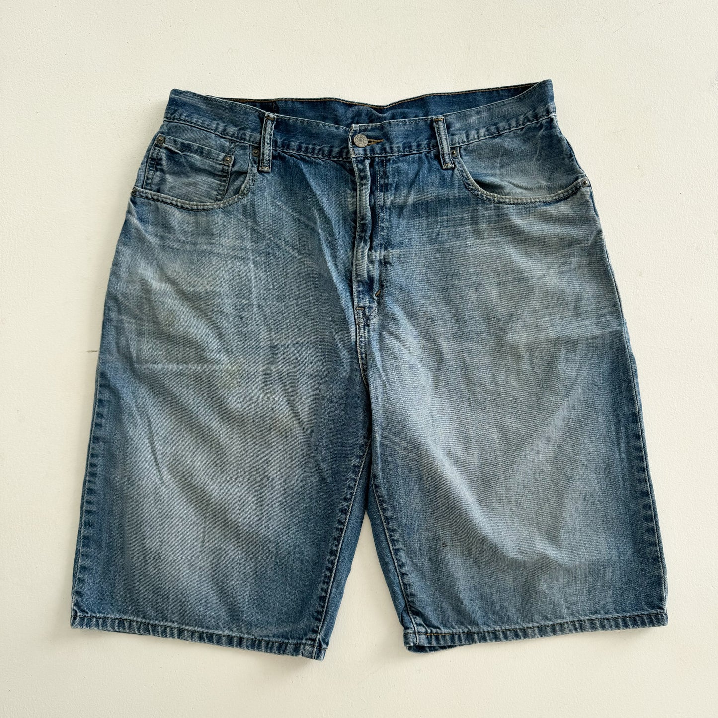 Levis Jorts - 36”