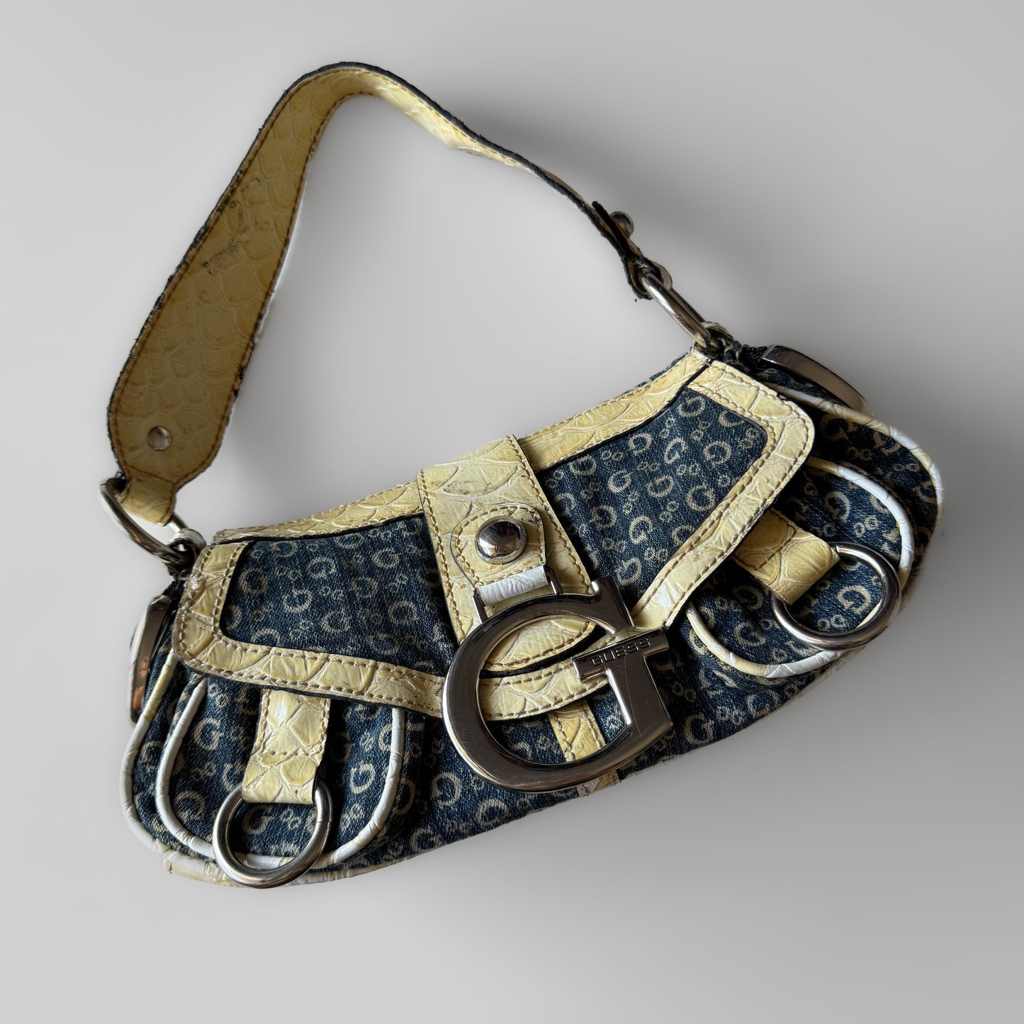 Guess Shoulder Bag