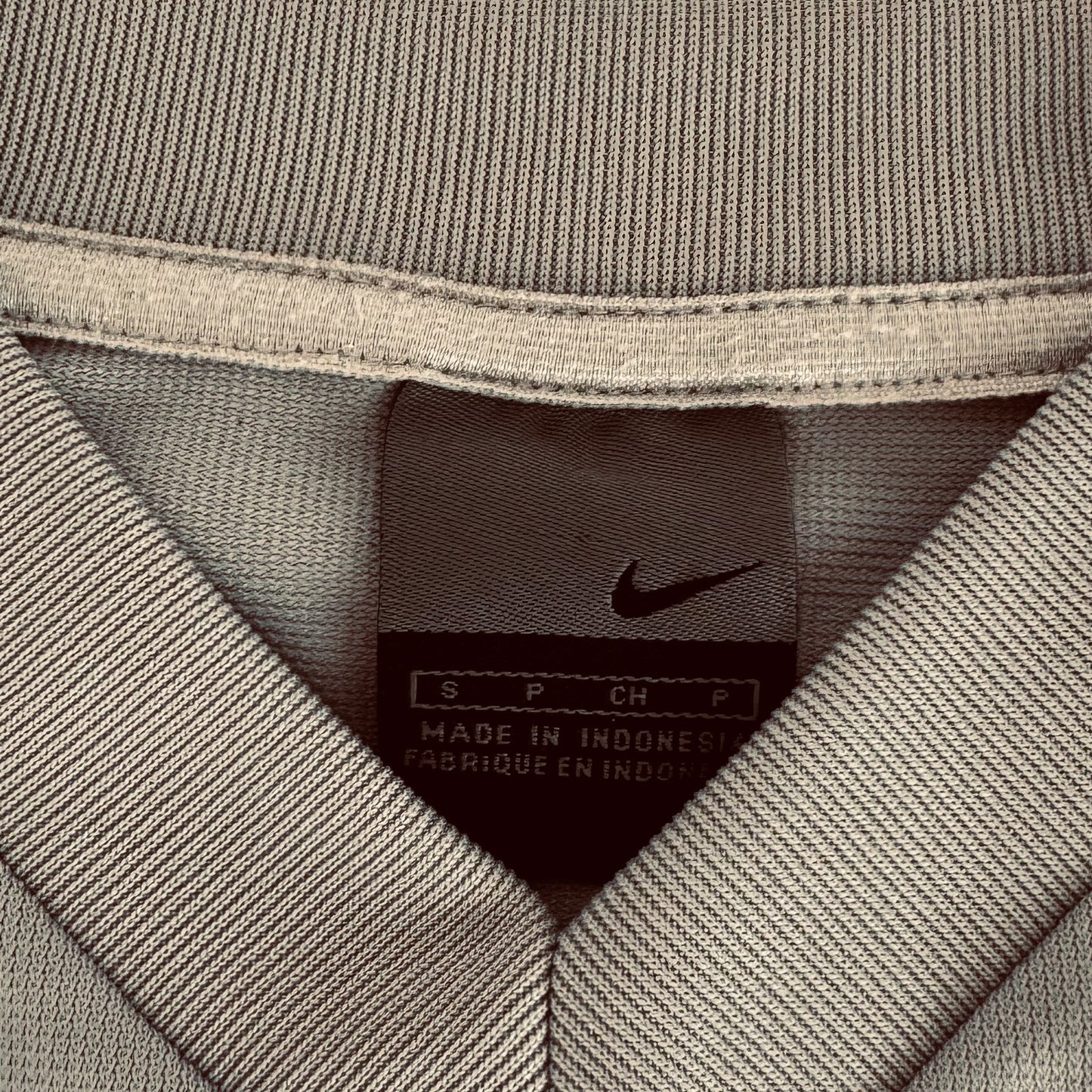 00s Nike Centre Swoosh T-Shirt - Small