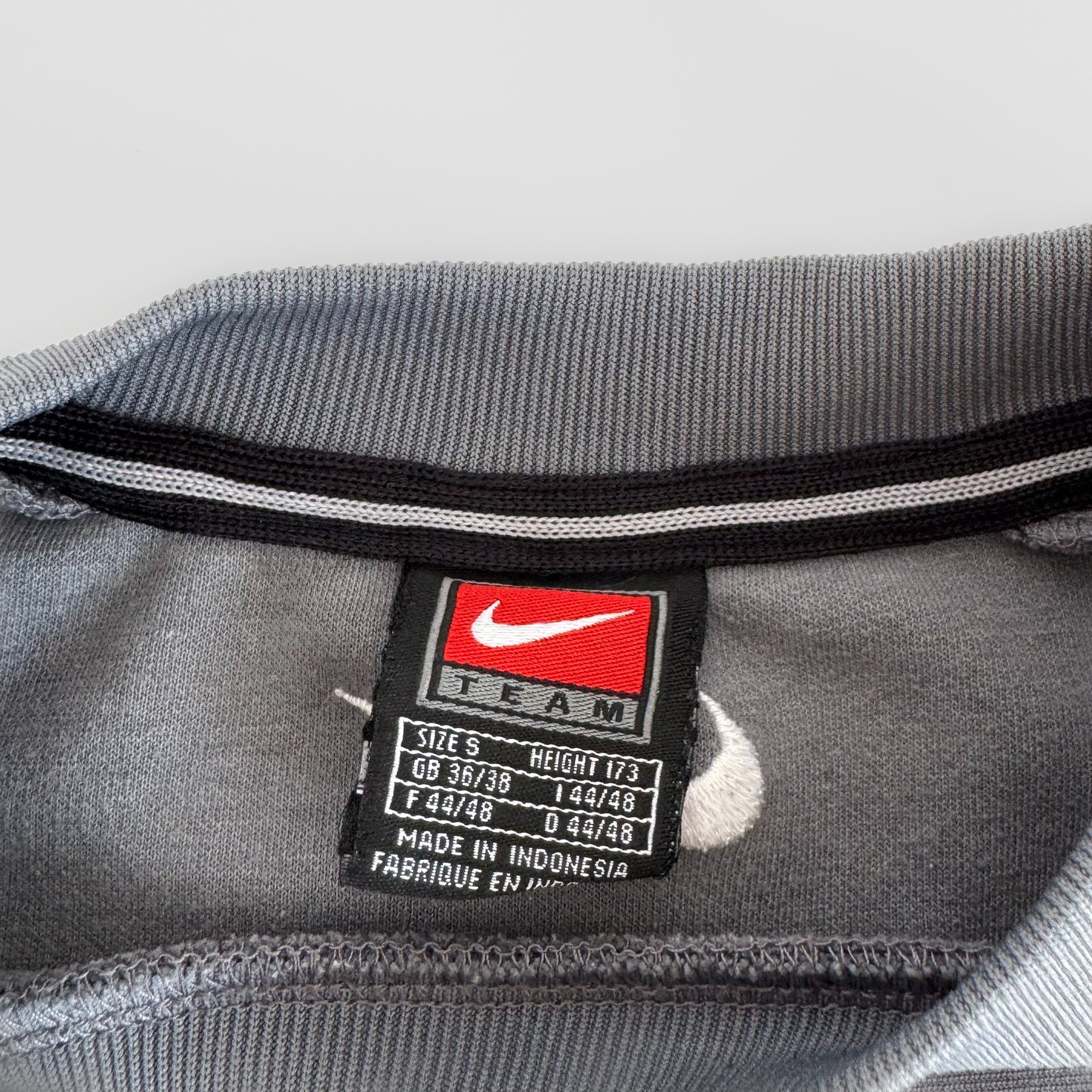 00s Nike Sweatshirt - Small