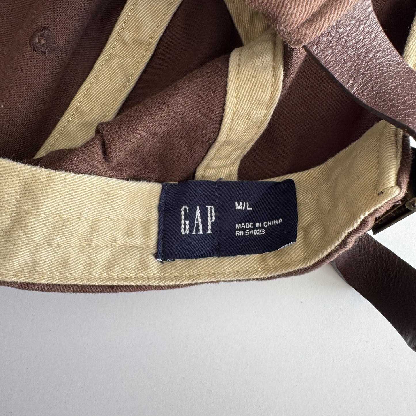 00s Gap Cap