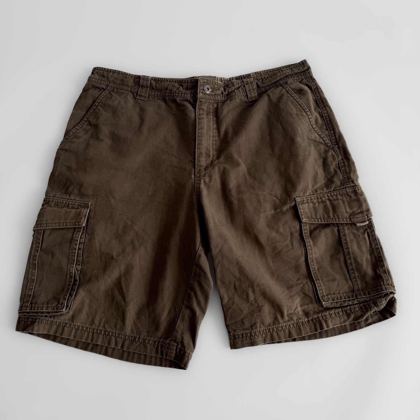 Nike ACG Cargo Shorts - 36”