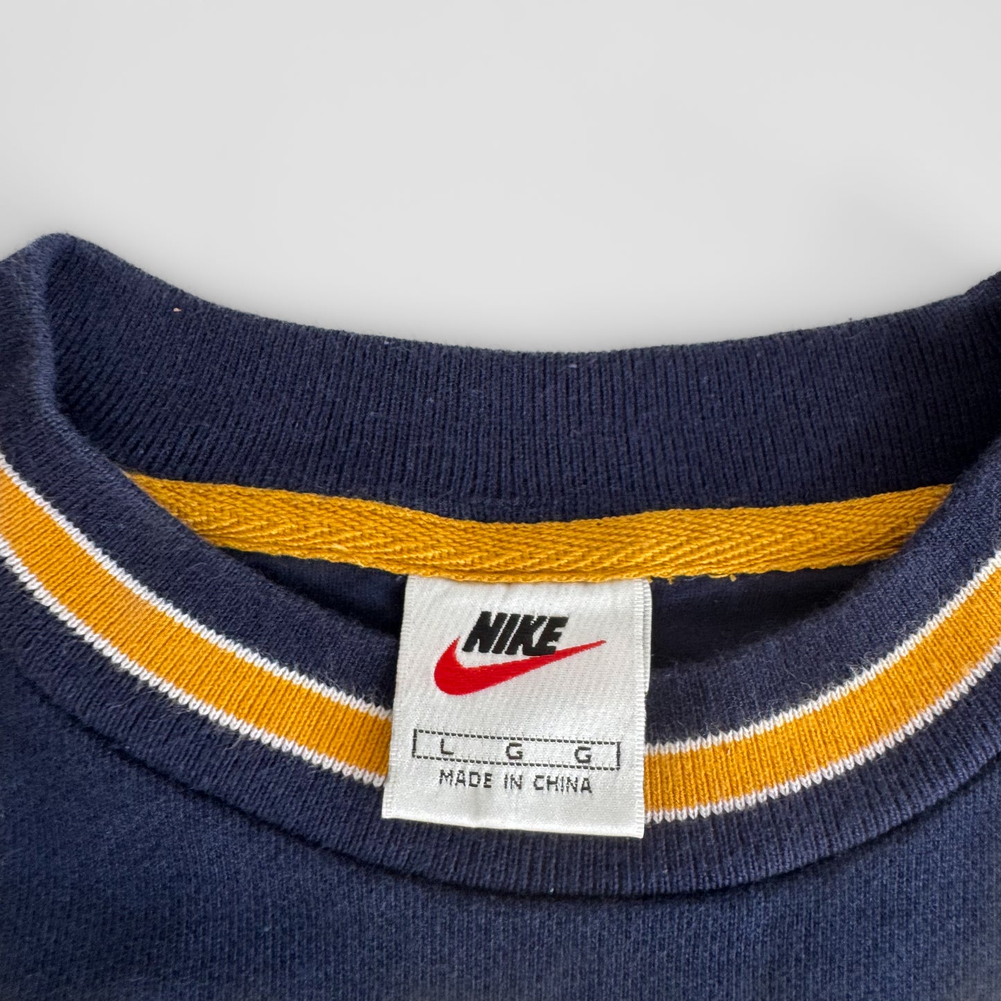 90s Nike Sweatshirt - Large