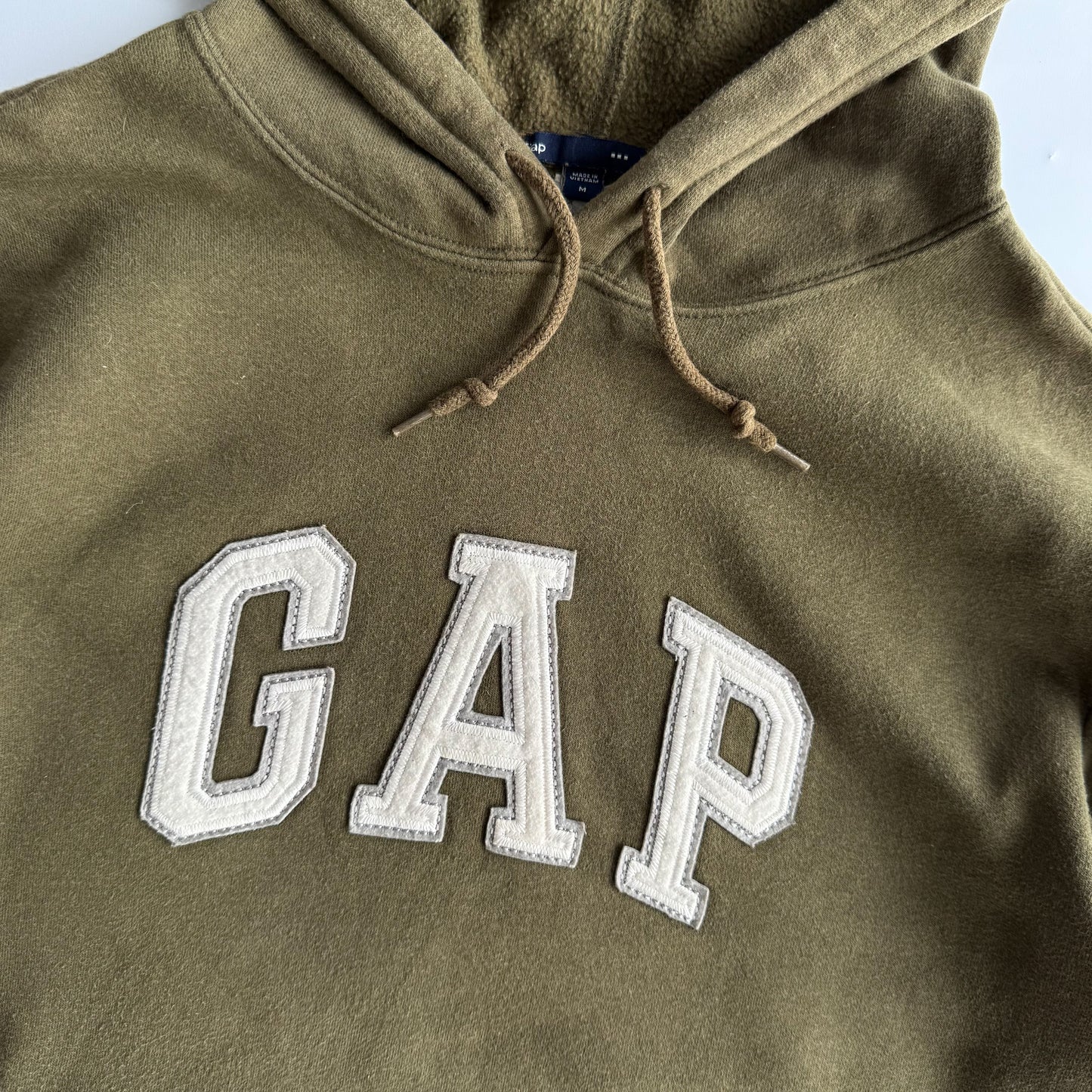 Gap Hoodie - Medium
