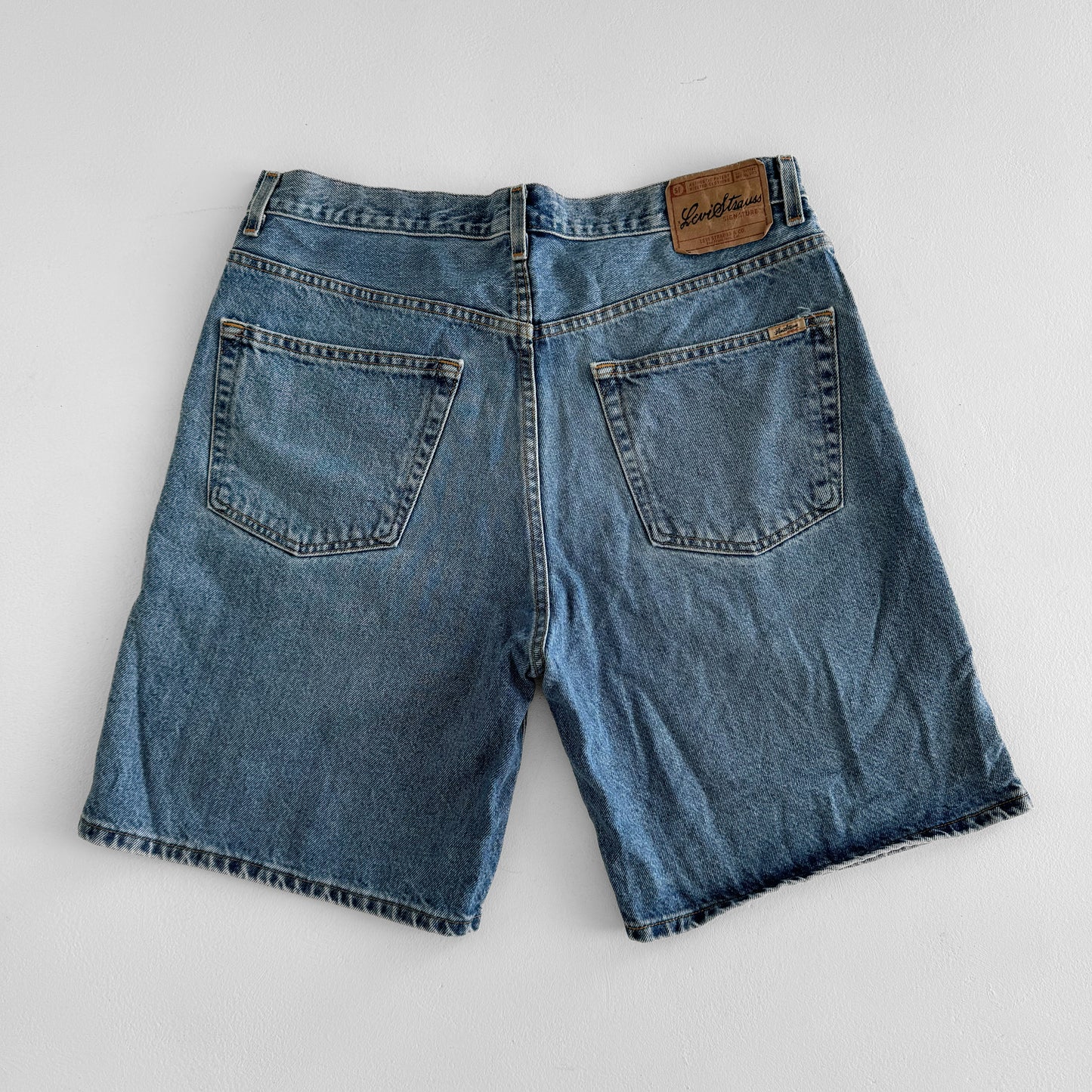 Levis Jorts - 38”