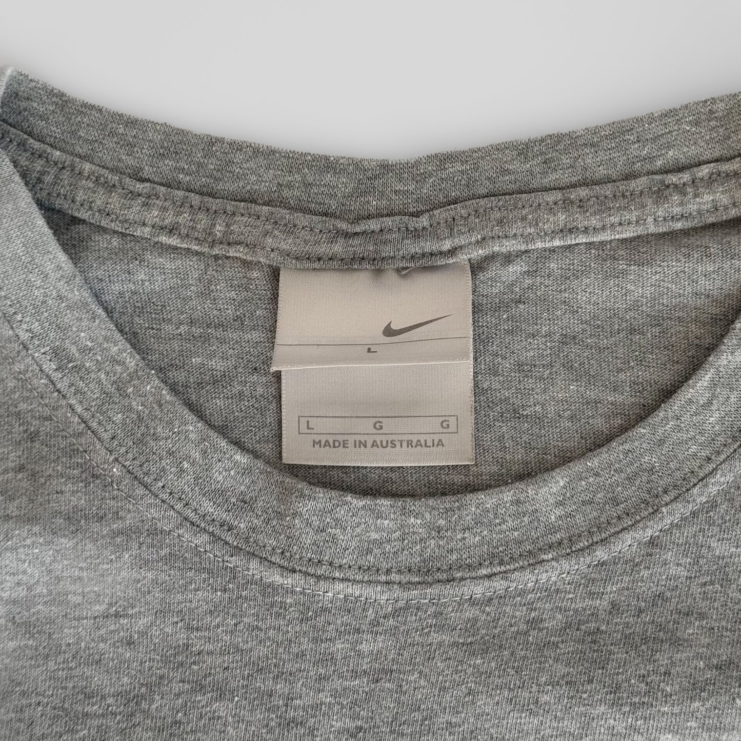 00s Nike Centre Swoosh T-Shirt - Large