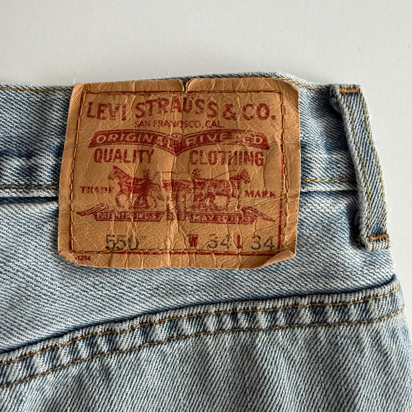 Levis 550 Straight Leg Jeans - 34 X 34