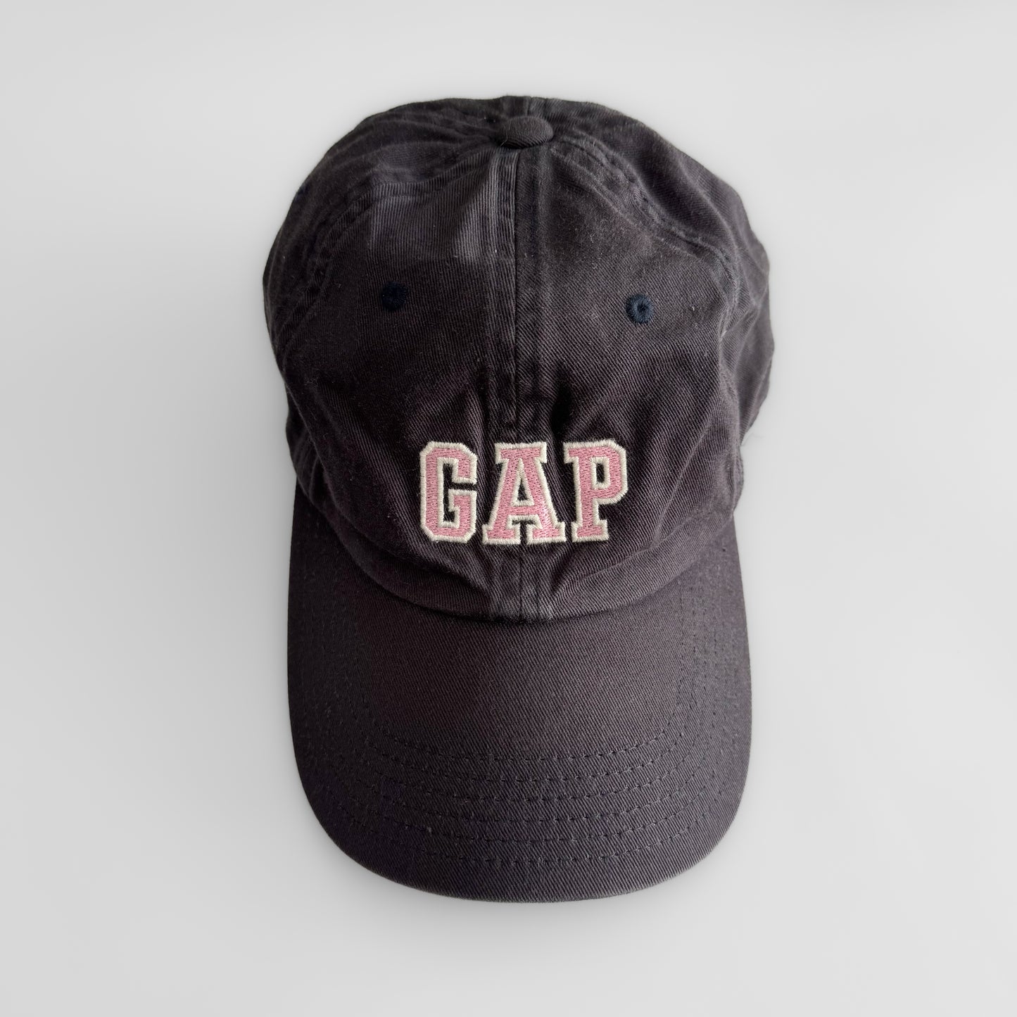 00s Gap Cap