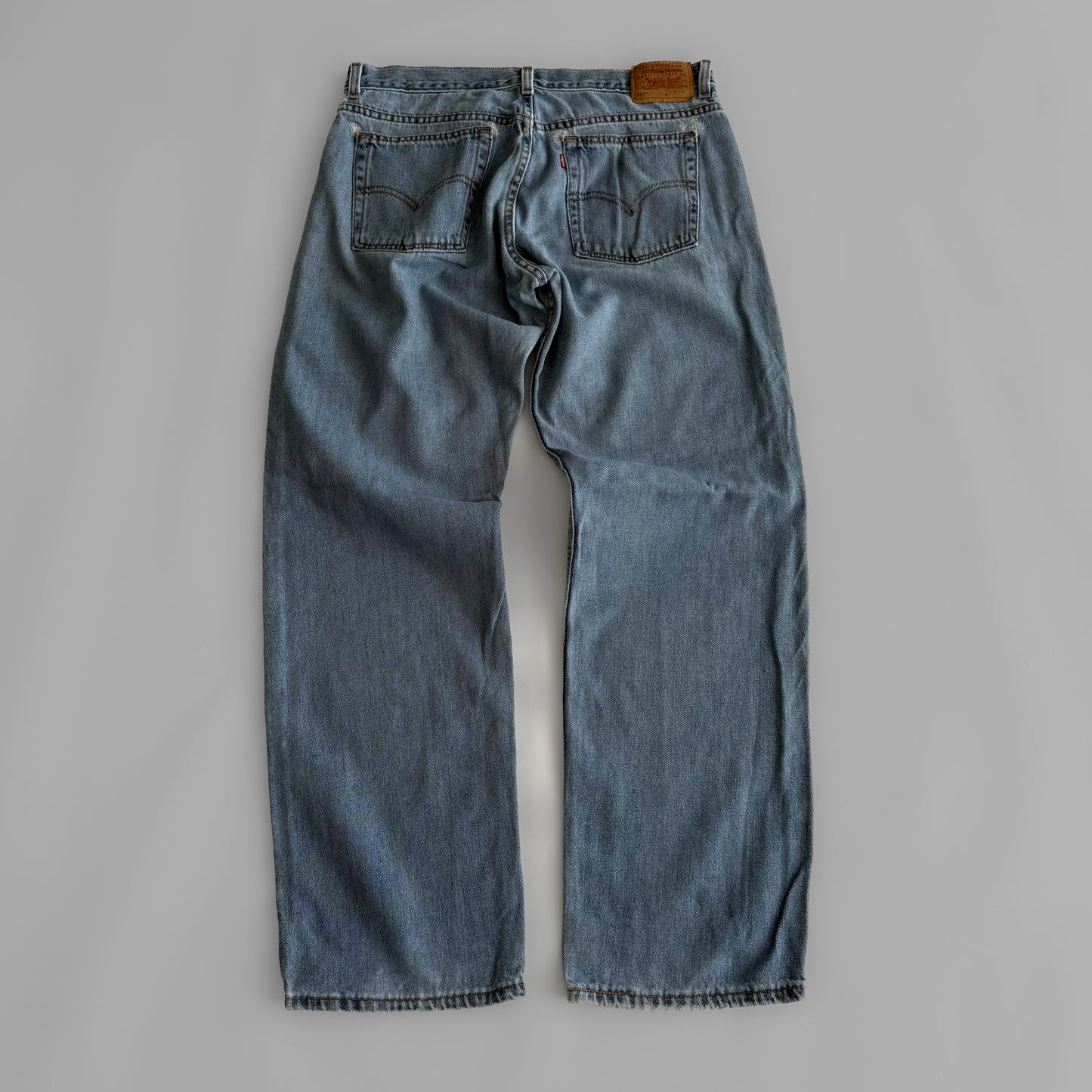Levis Straight Cut Jeans - 33”