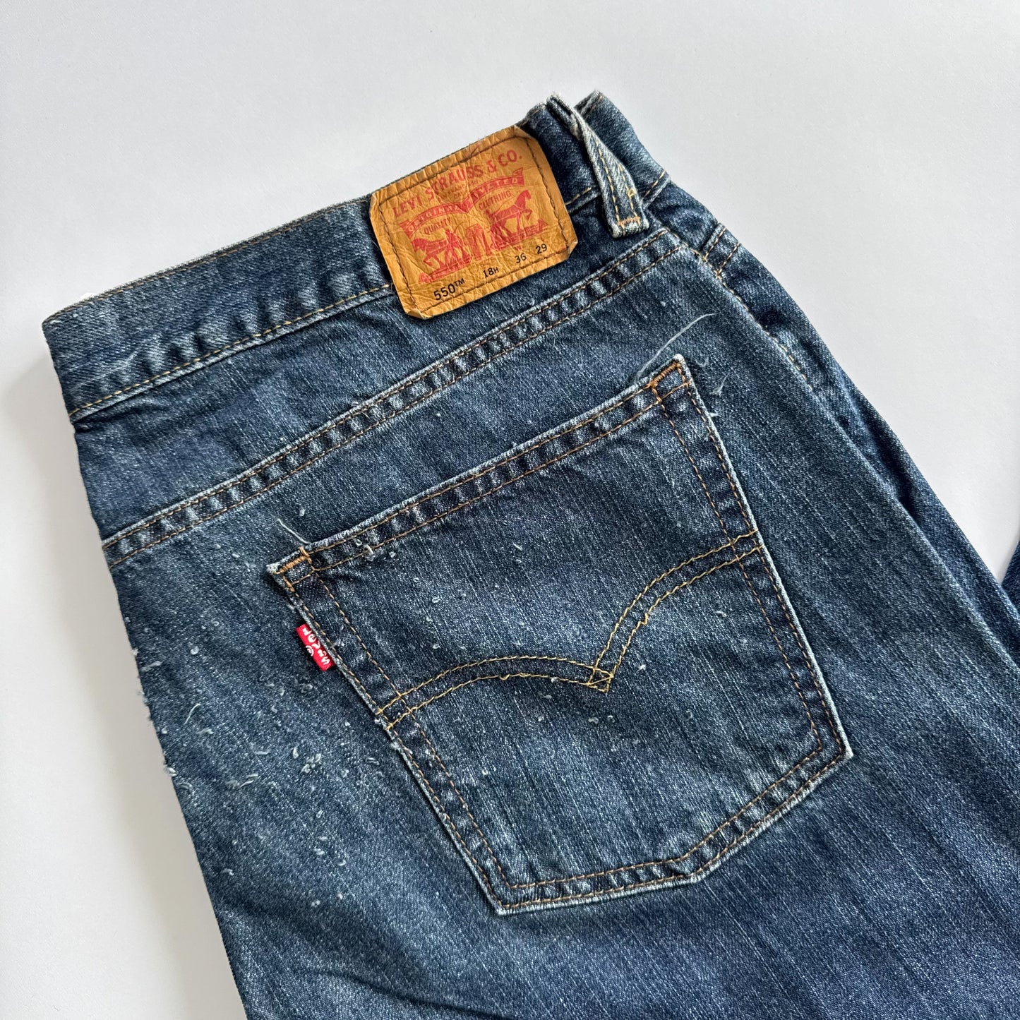Levis 550 Baggy Jeans - 36”