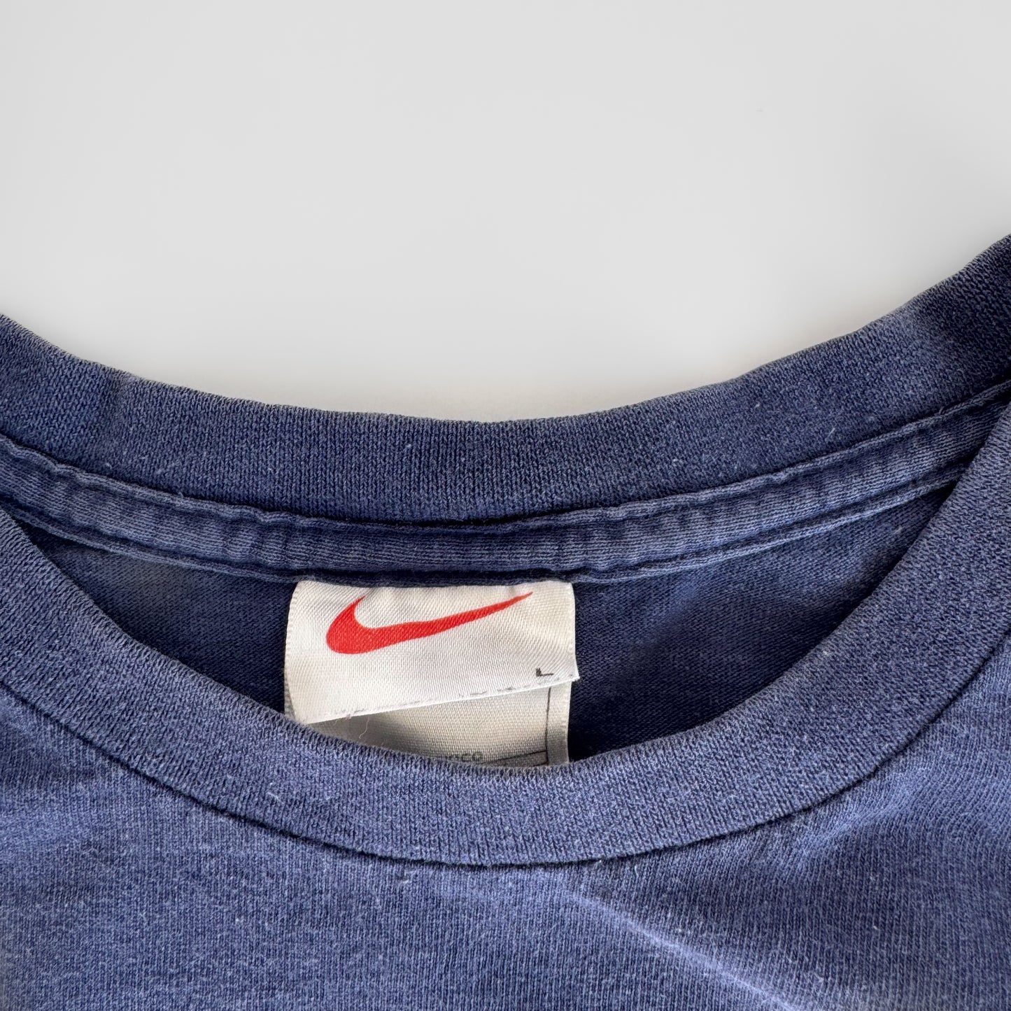 90s Nike Side Swoosh T-Shirt - Large