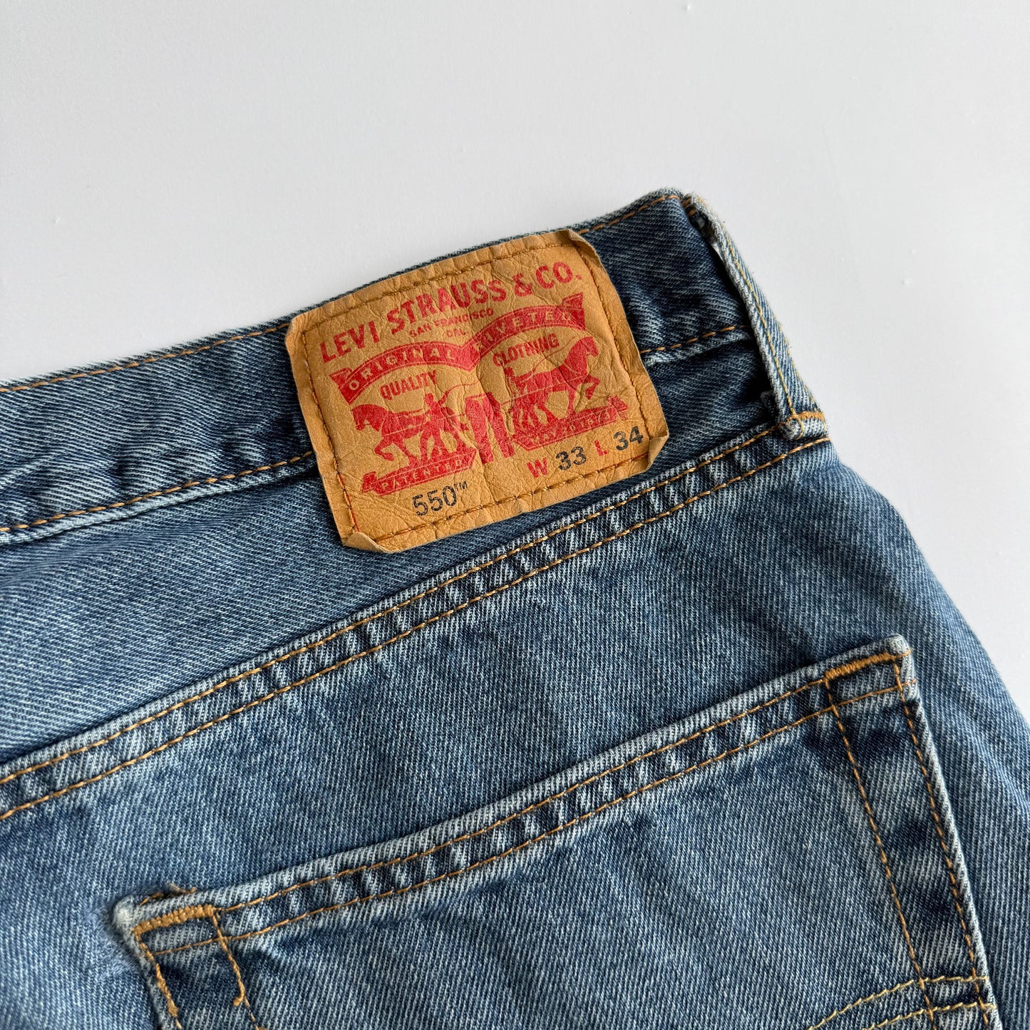 Levis 550 Wide Leg Jeans - 33 X 34