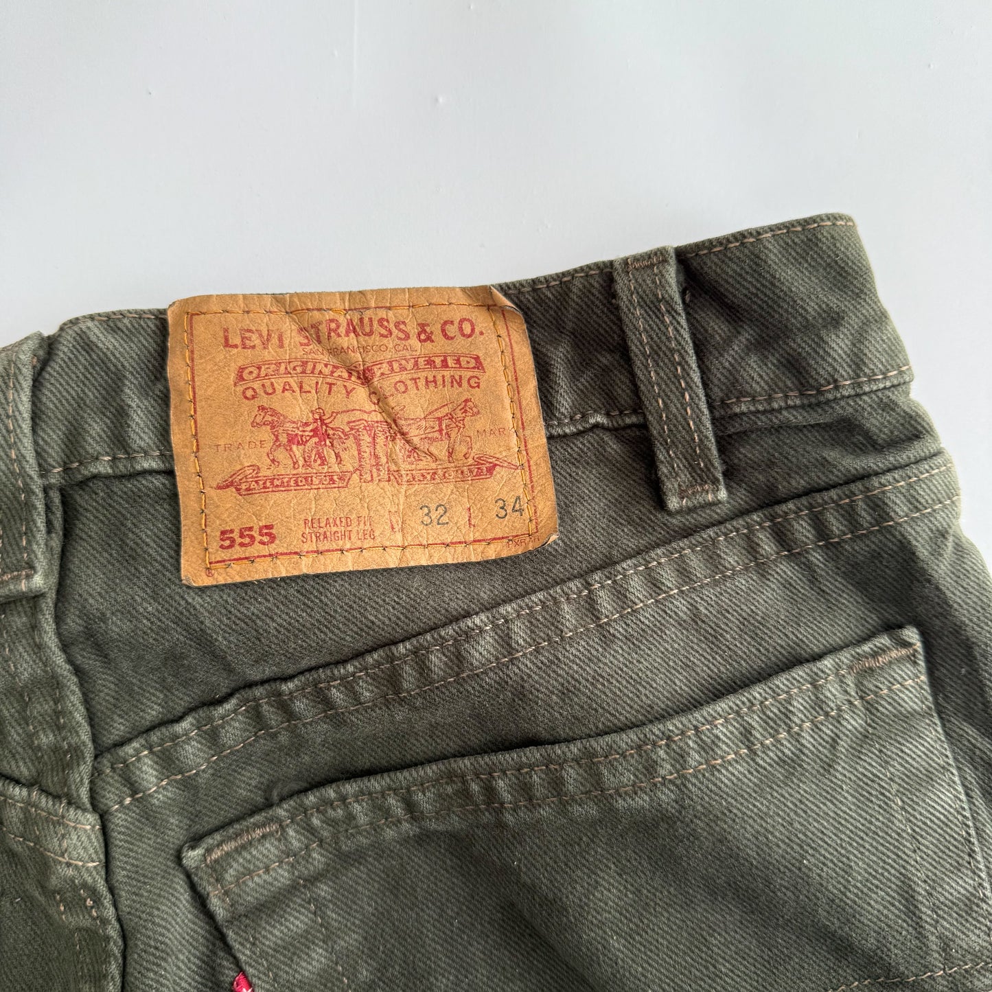 Levis Straight Leg Jeans - 32 X 34