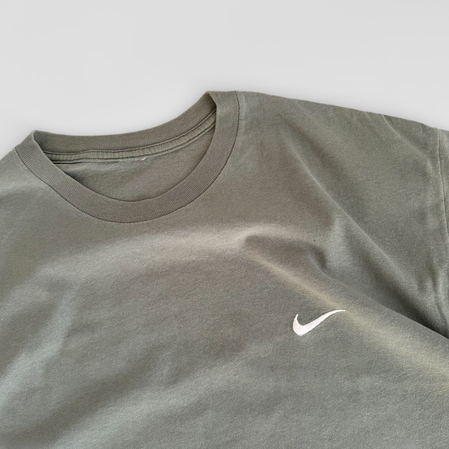 00s Nike Side Swoosh T-Shirt - XL