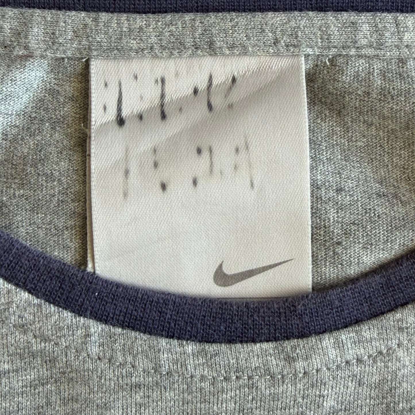 Y2K Nike Sport Raglan T-Shirt - S/M