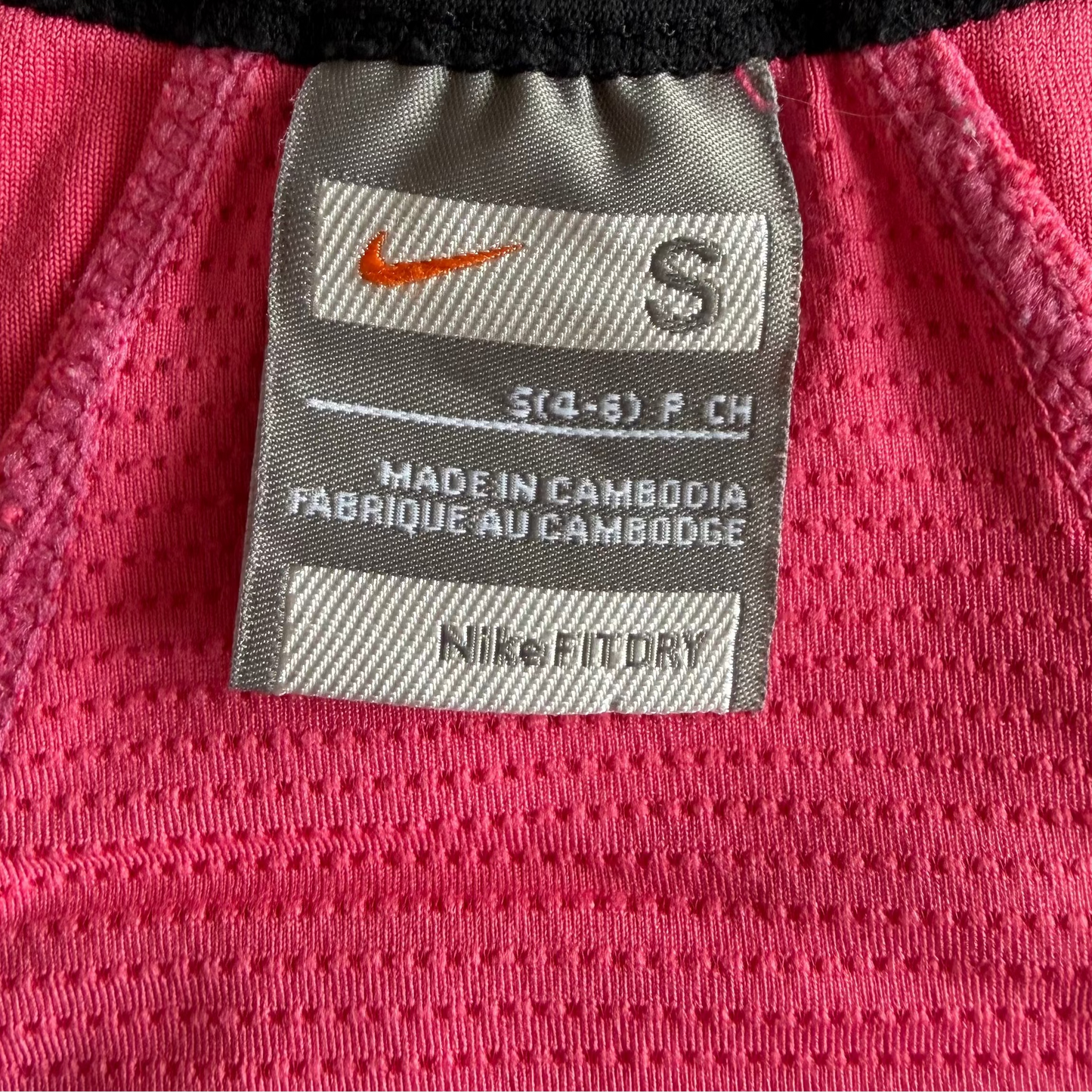 Y2K Nike Lightweight Activewear Top - S/M