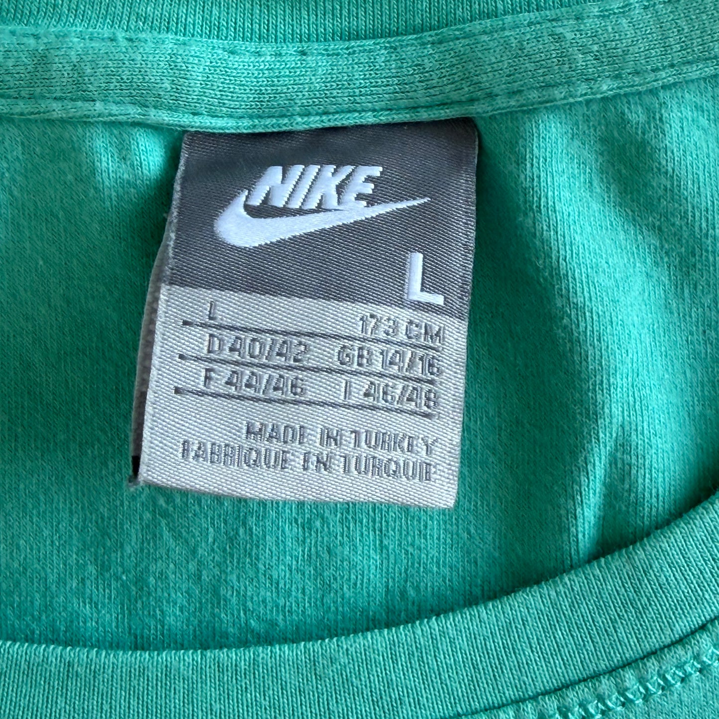 Y2K Nike Minimal Activewear Tank - L