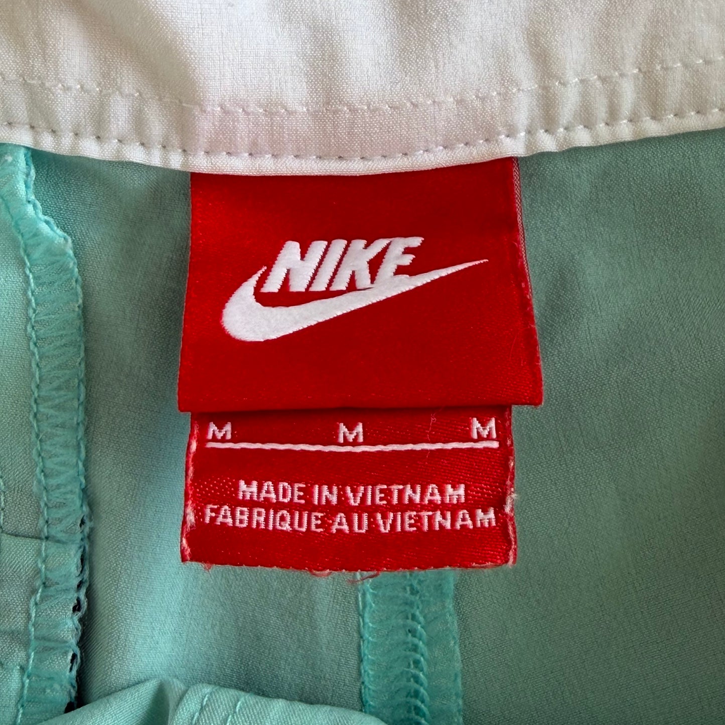 Nike Lightweight Mini Shorts - M