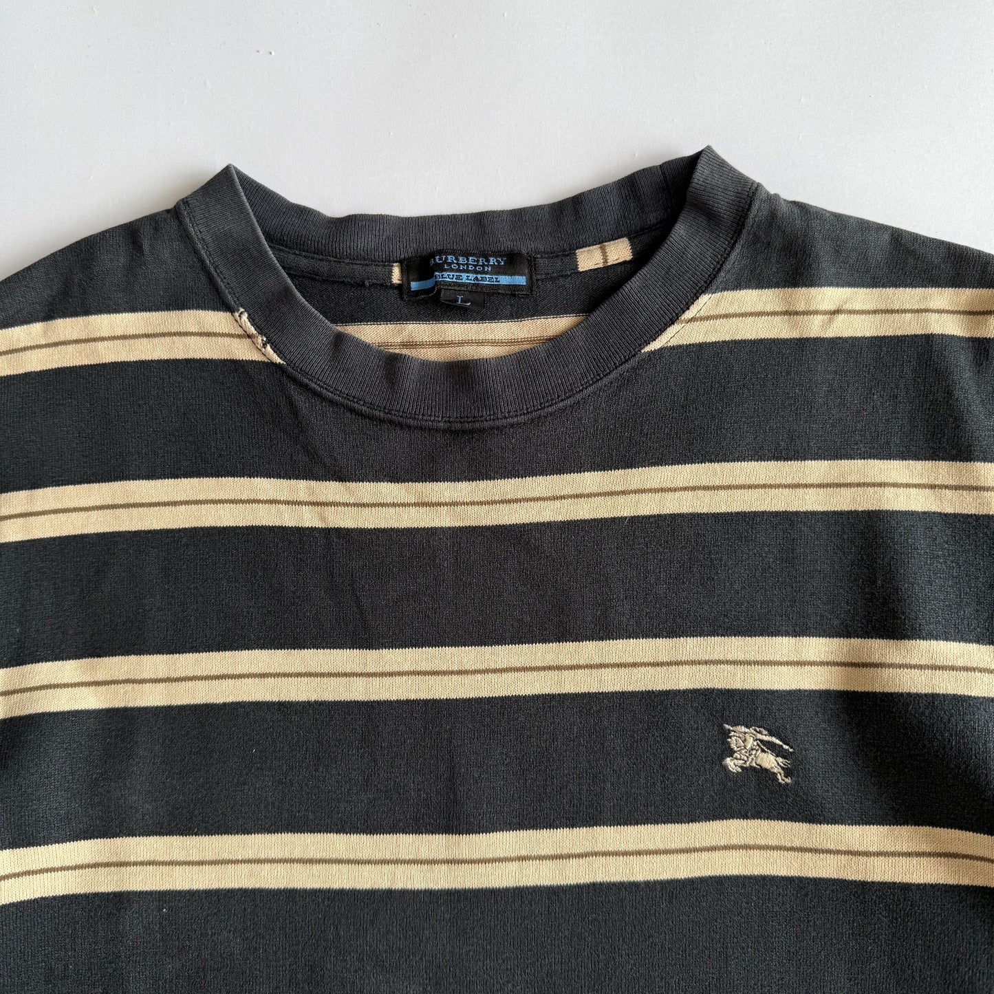 Burberry T-Shirt - Large