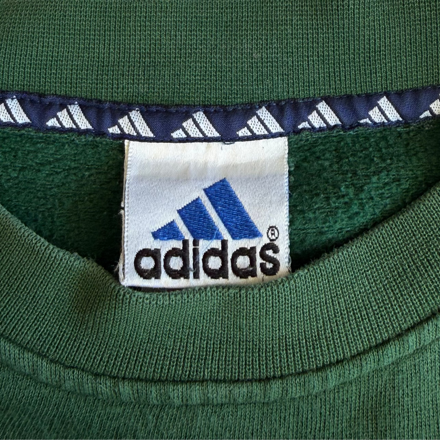 90s Adidas Minimal Sweatshirt - L