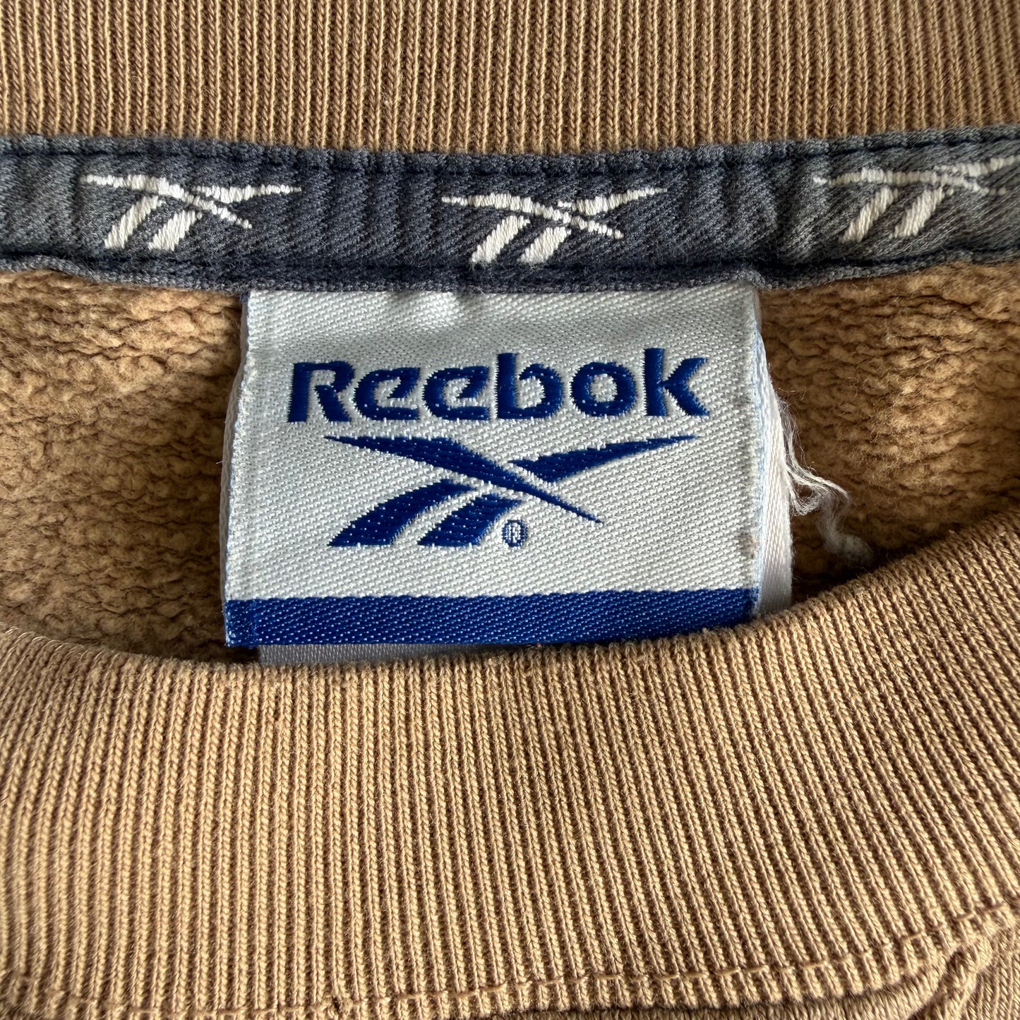 90s Reebok Sweatshirt - Medium