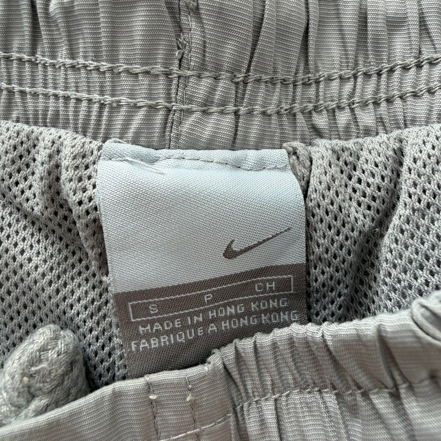 Y2K Nike Striped Capris - S