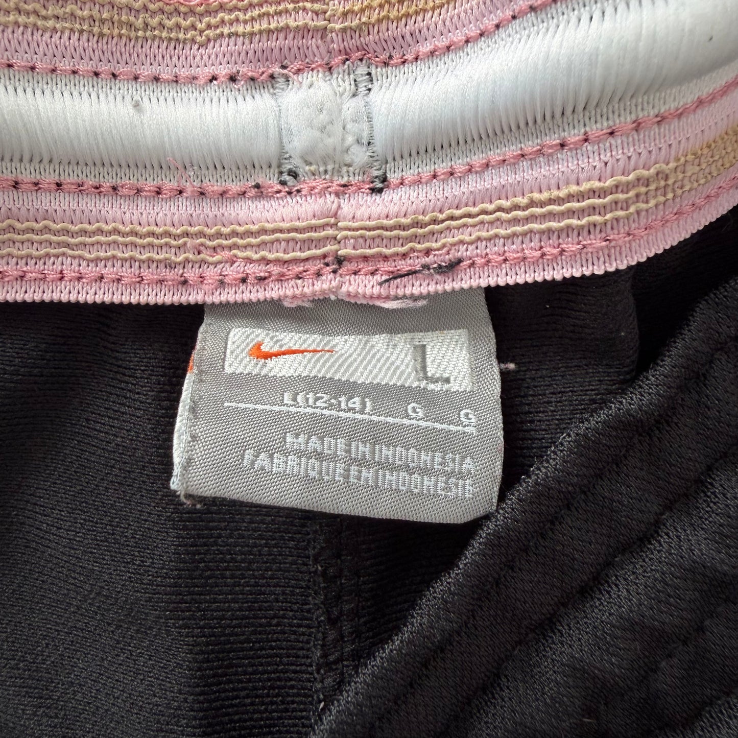 Y2K Nike Panelled Mini Shorts - XL