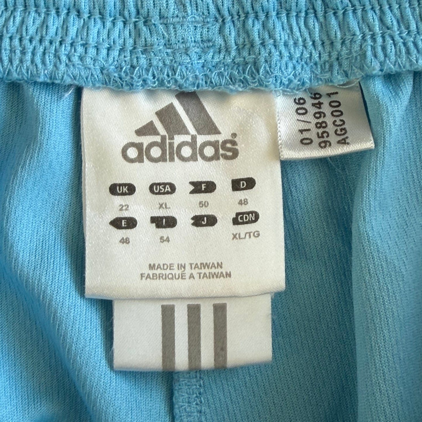 Y2K Adidas Three Stripe 3/4 Length Track Pants - L