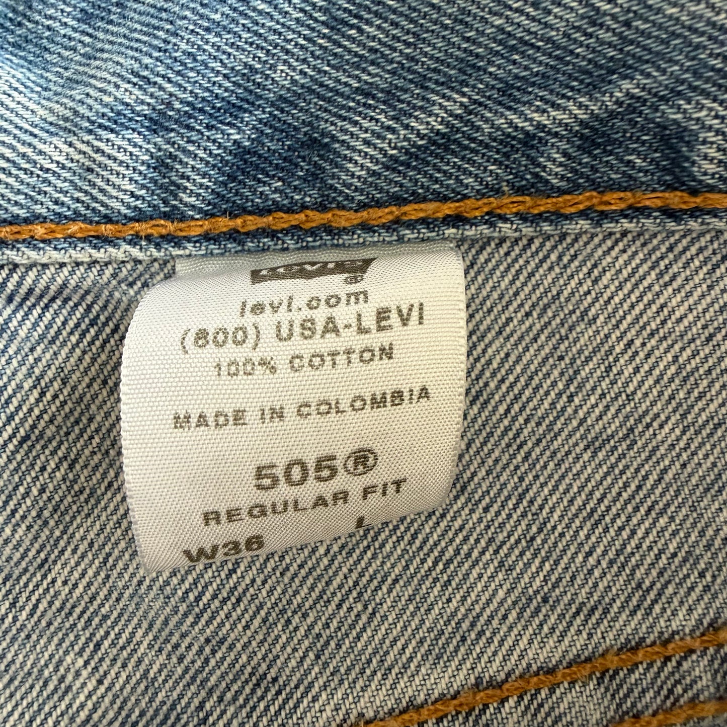 Levis Paper Tag Jorts - 36"