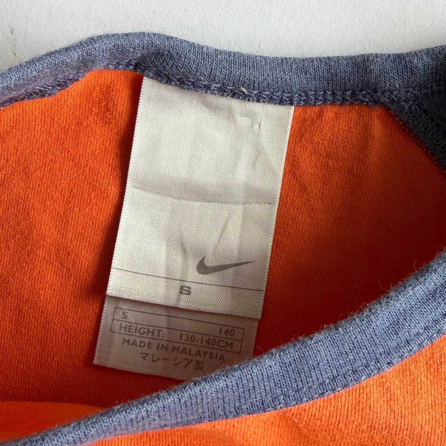 Y2K Nike Centre Swoosh Raglan Baby Tee - S