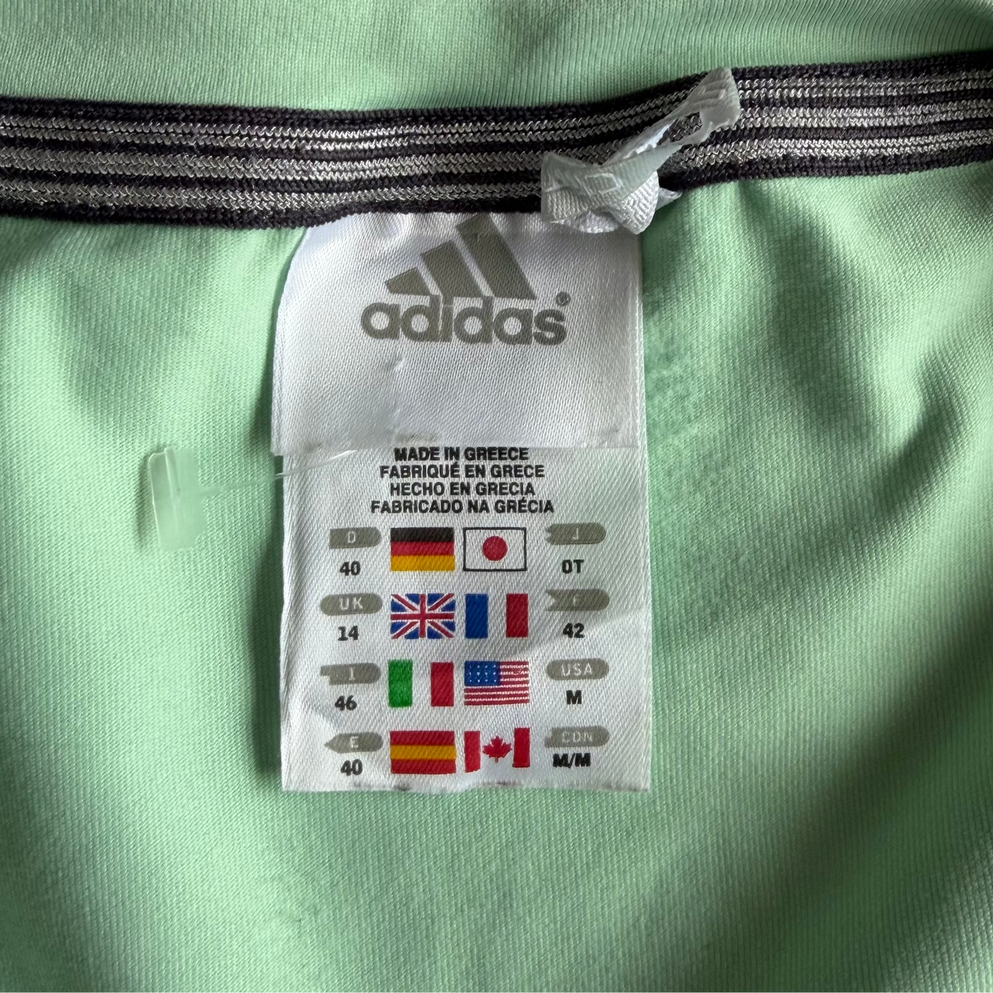 Y2K Adidas V-Neck Activewear Top - M/L