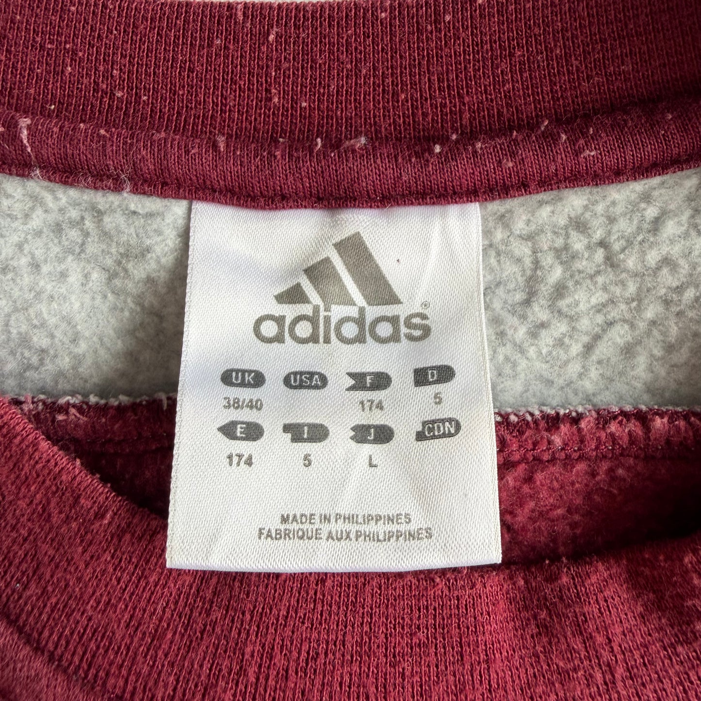 00s Adidas Sweatshirt - Large