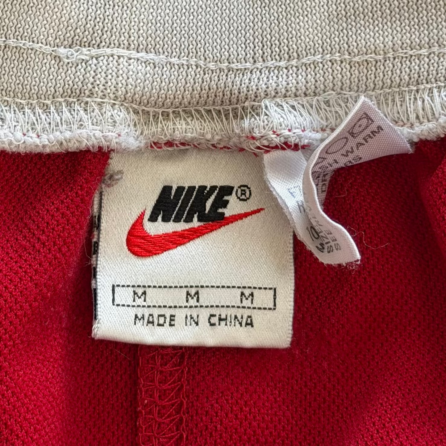 90s Nike Striped Heavyweight Basketball Shorts - M