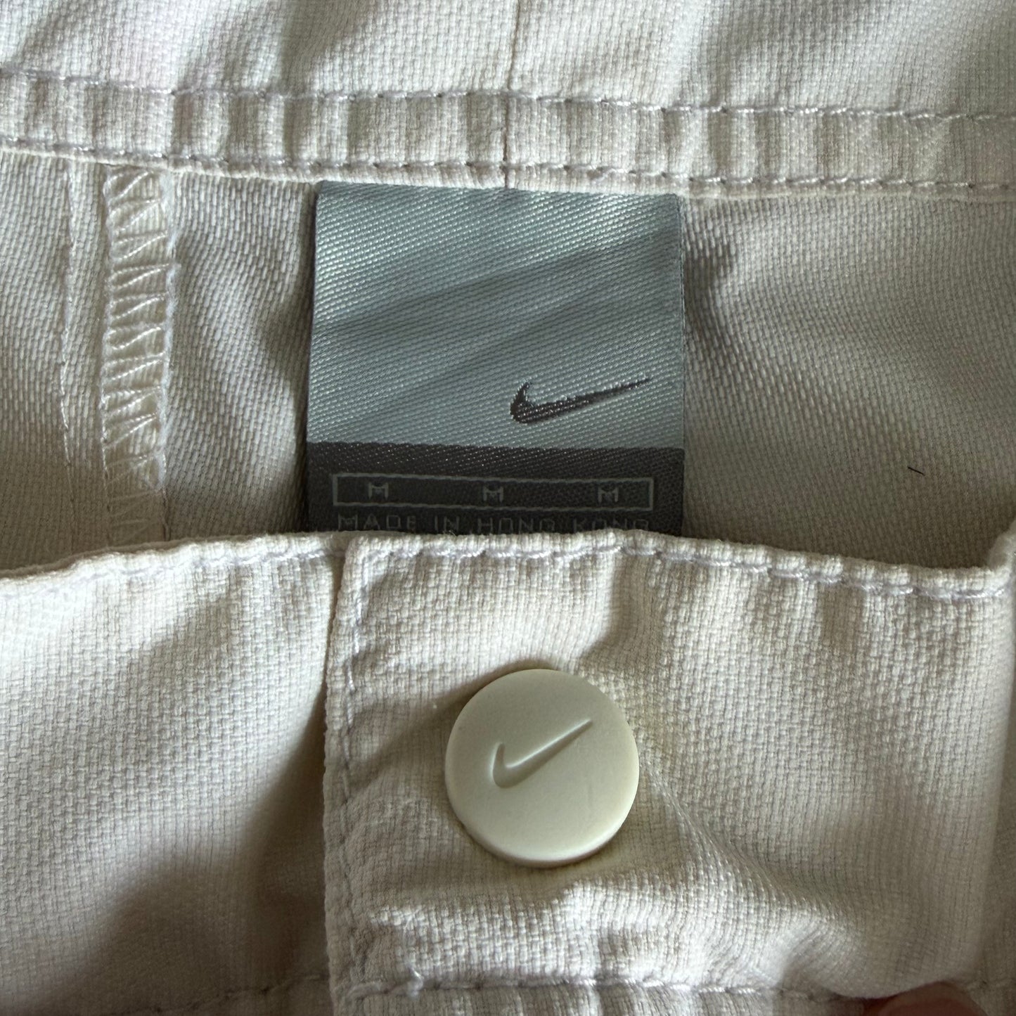 Y2K Nike Lightweight Parachute Shorts - M