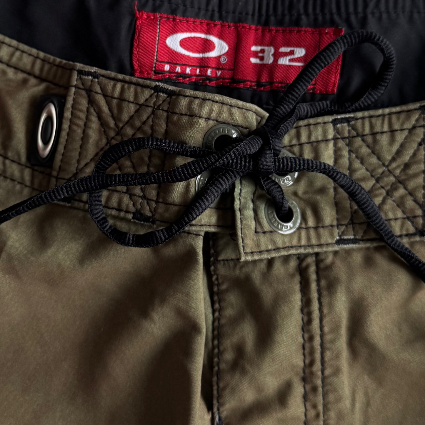 Y2K Oakley Flame Board Shorts - 32"
