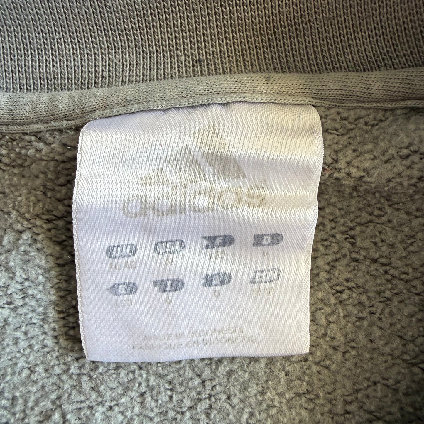 Adidas Panelled Sweatshirt - Medium