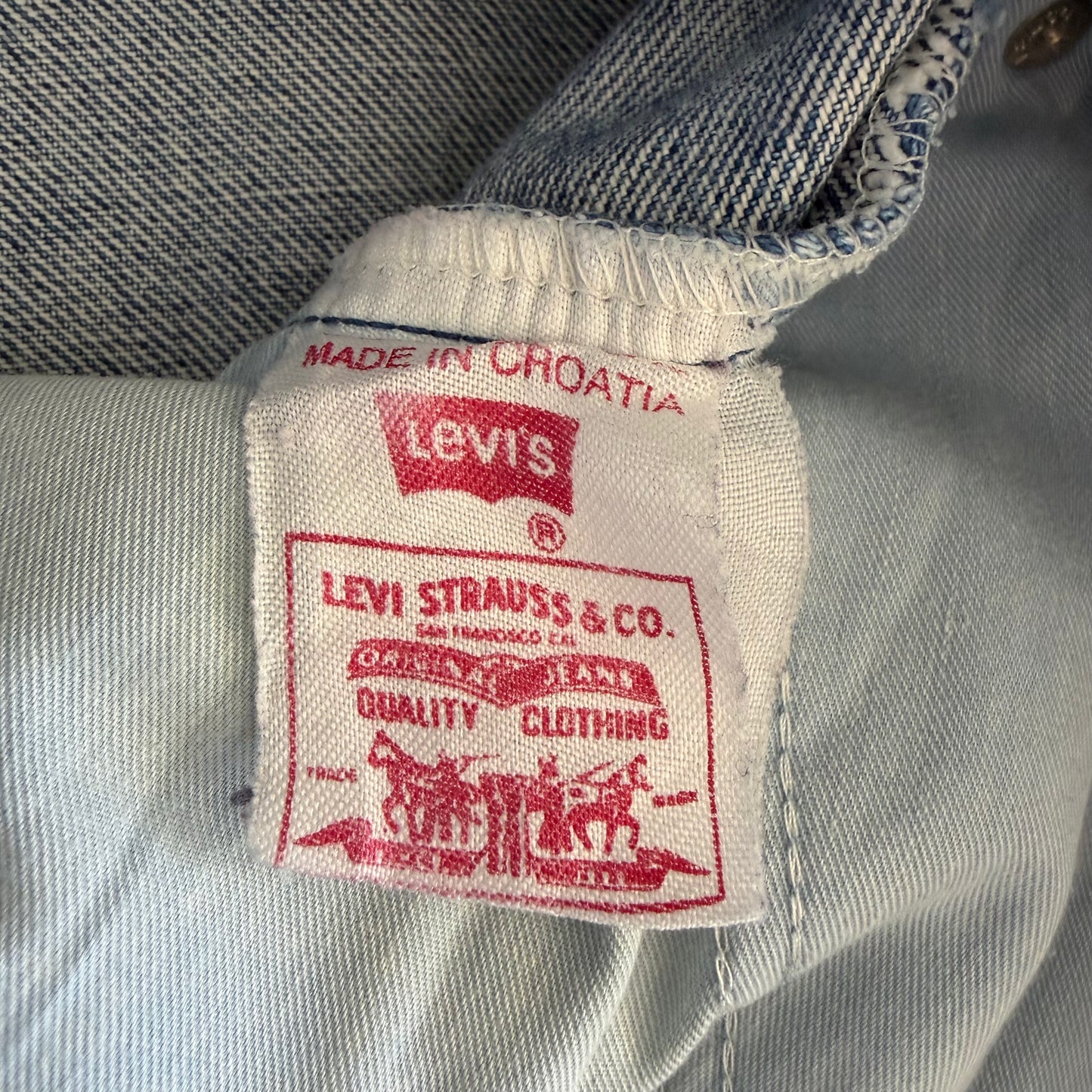 Y2k Levis Straight Leg Jeans - 32"