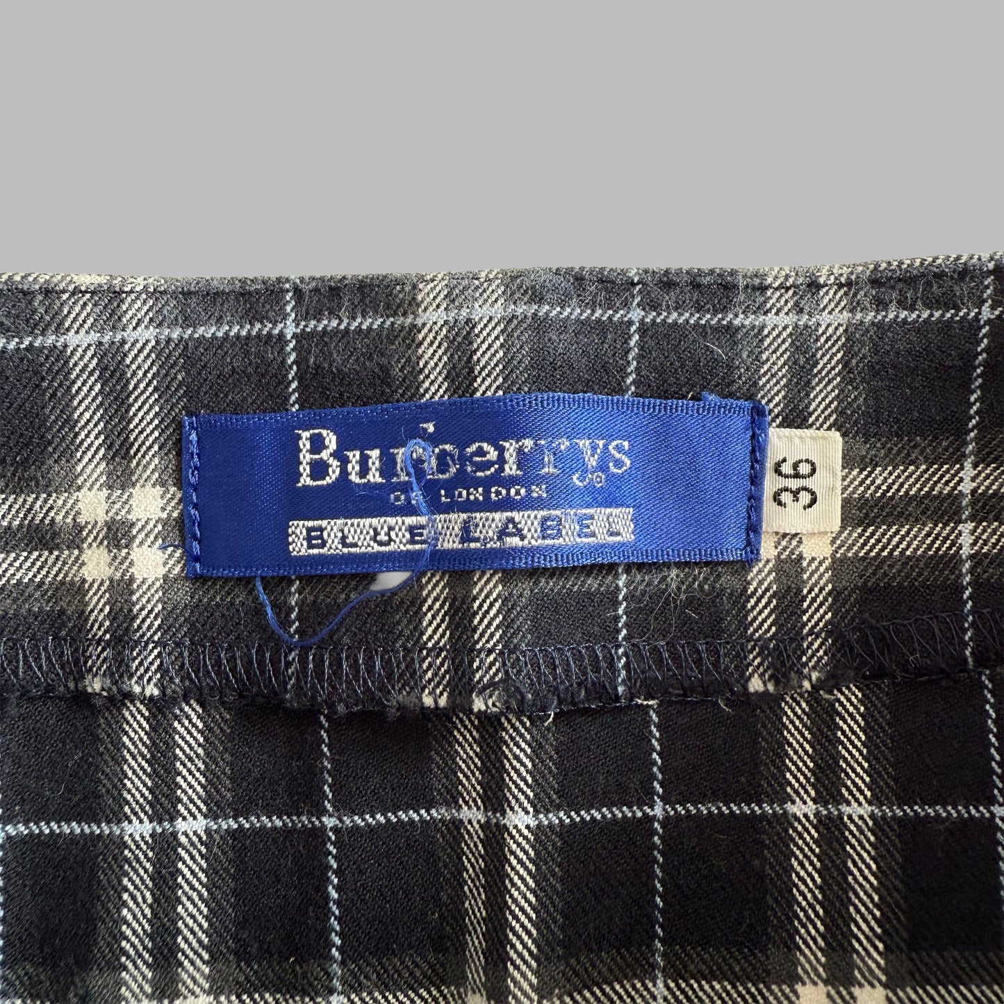 Burberry Mini skirt- 26"