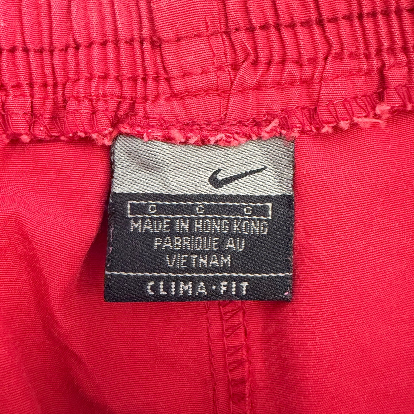Y2K Nike Lightweight Cargo Shorts - M
