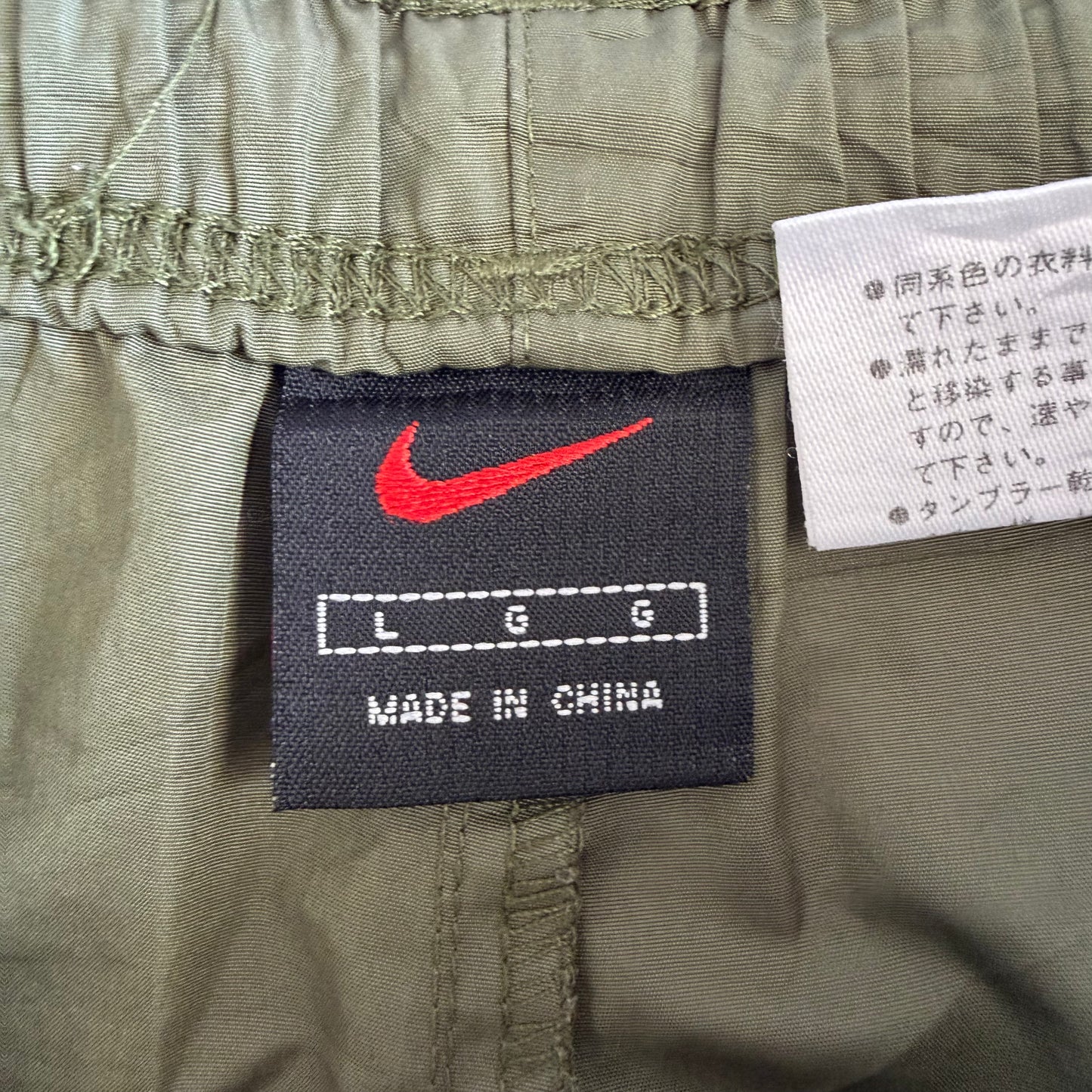 90s Nike Lightweight Track Shorts - L