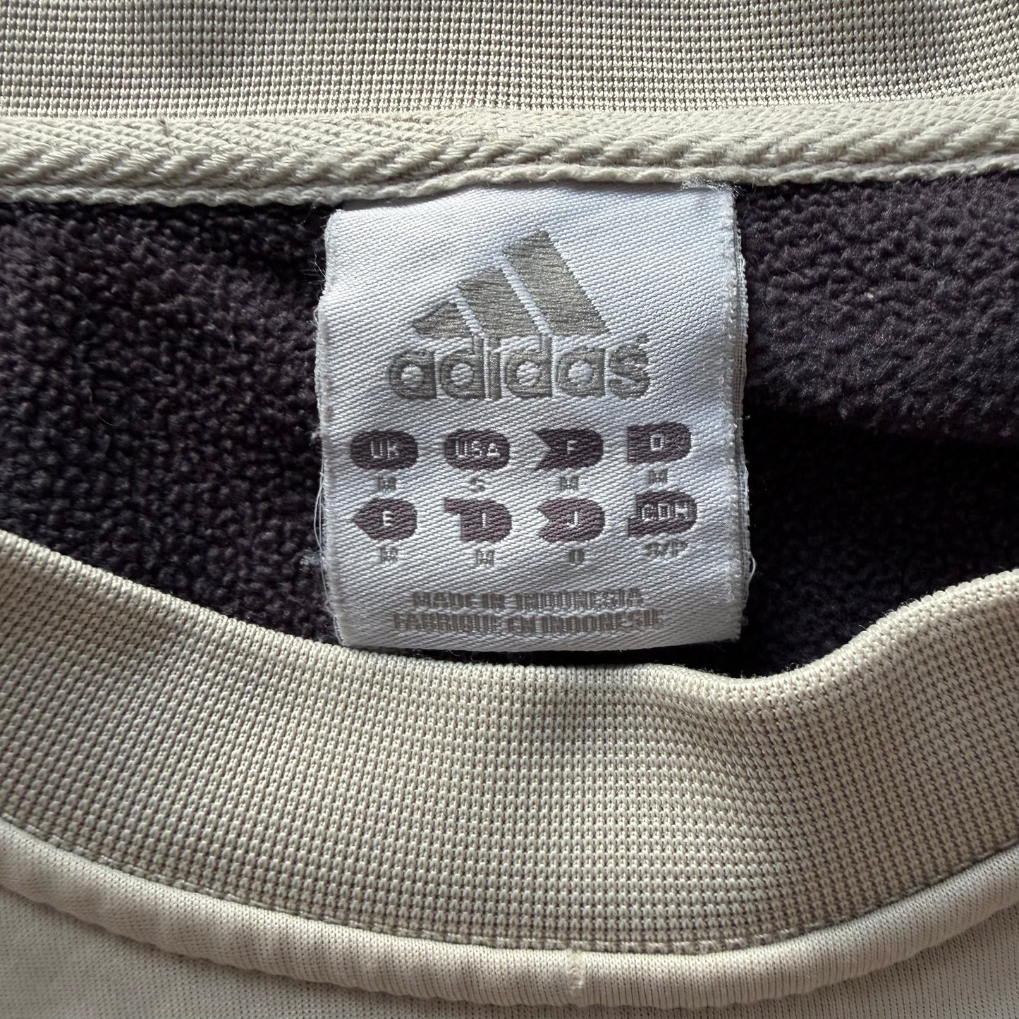 Y2K Adidas Three Stripe Sweatshirt - M