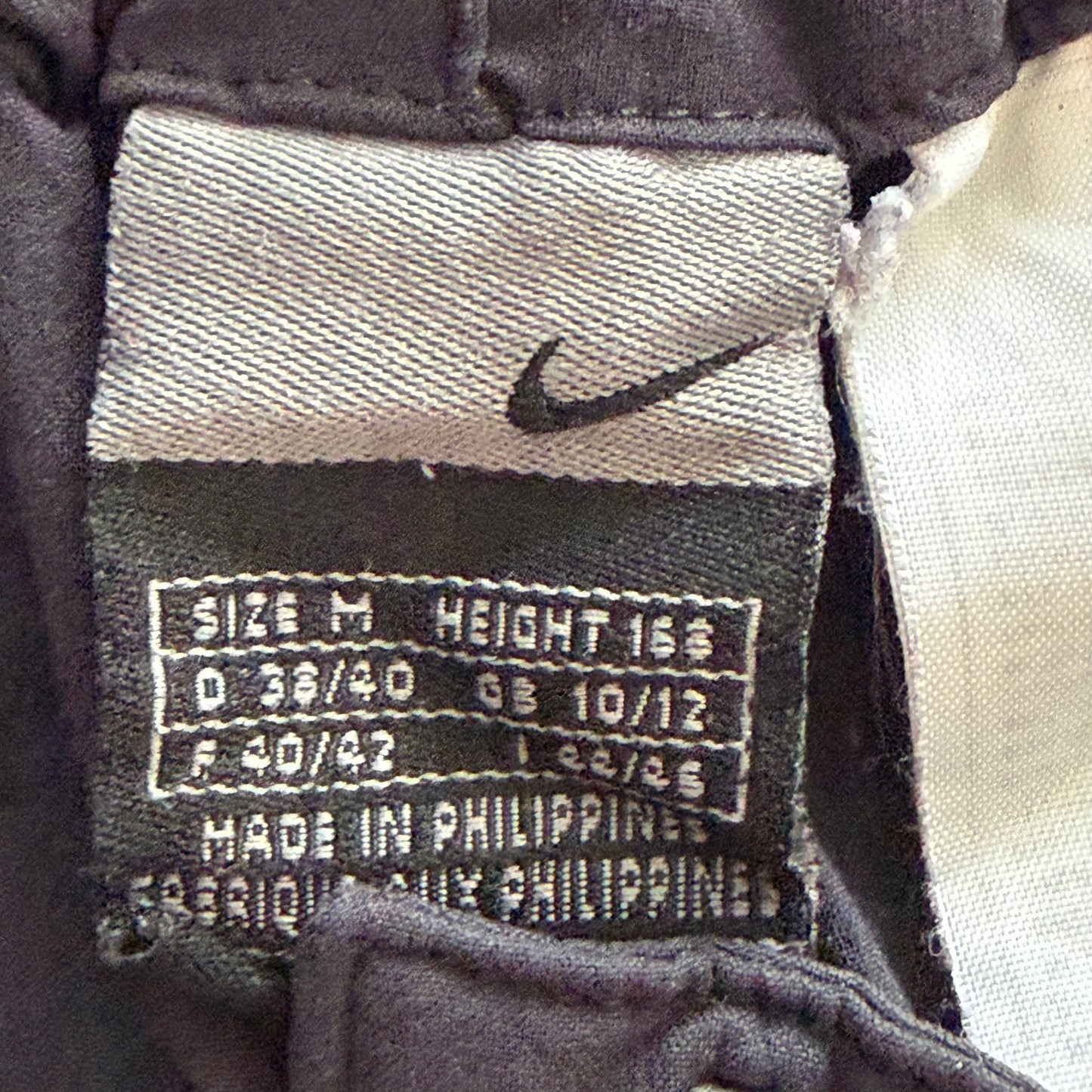 Y2K Nike 3/4 Classic Track Pants - M