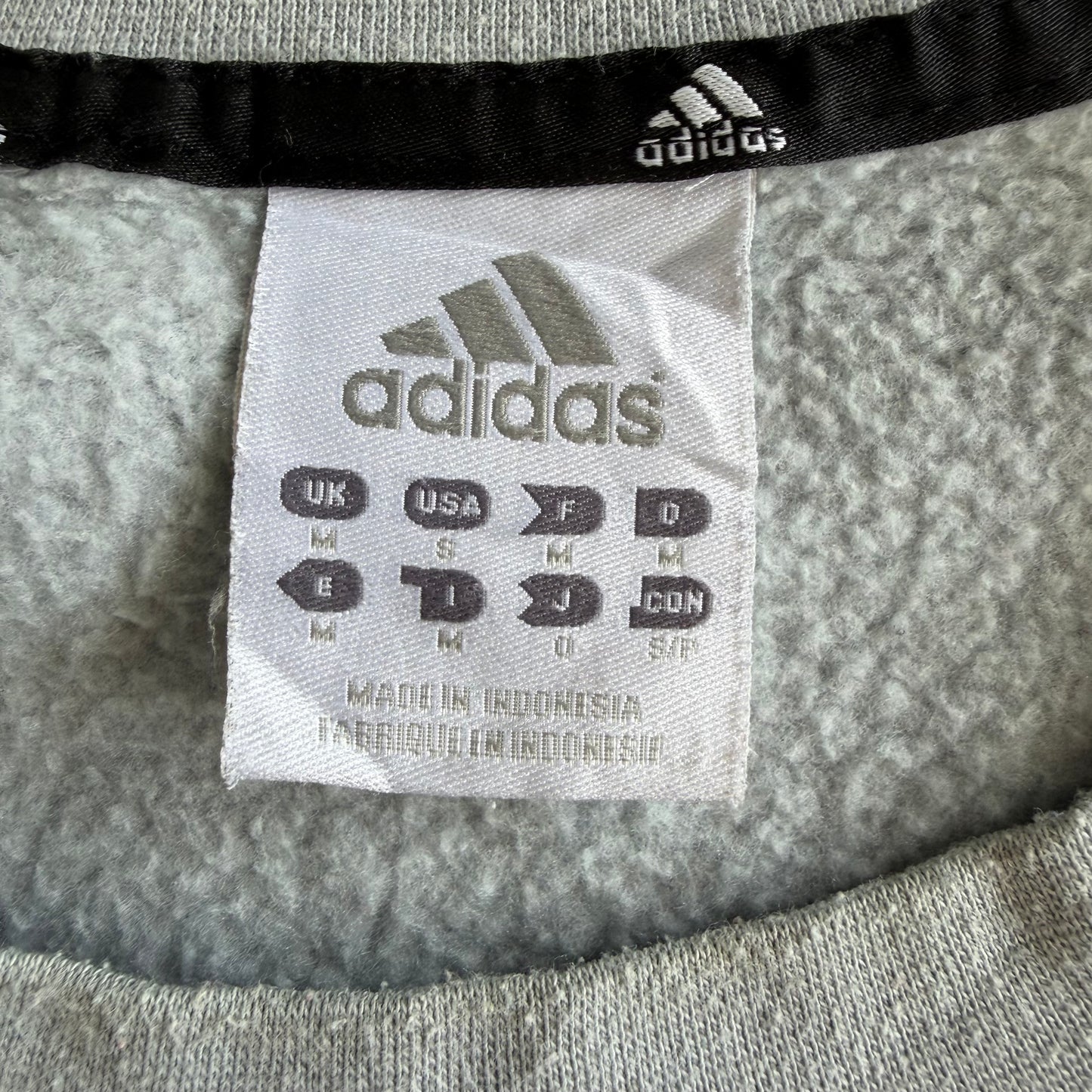 00s Adidas Three Stripe Sweatshirt - Medium