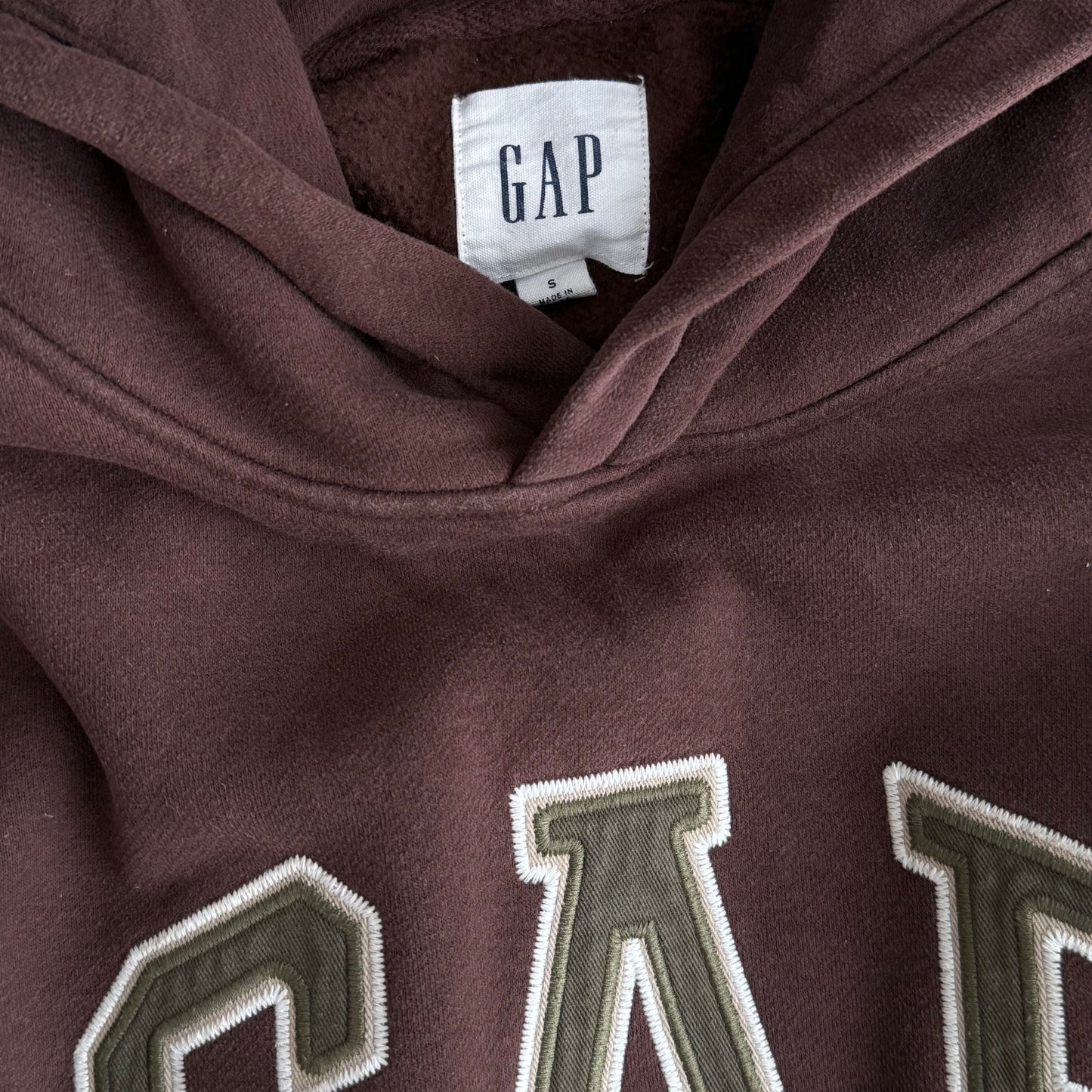 Gap Hoodie - Small
